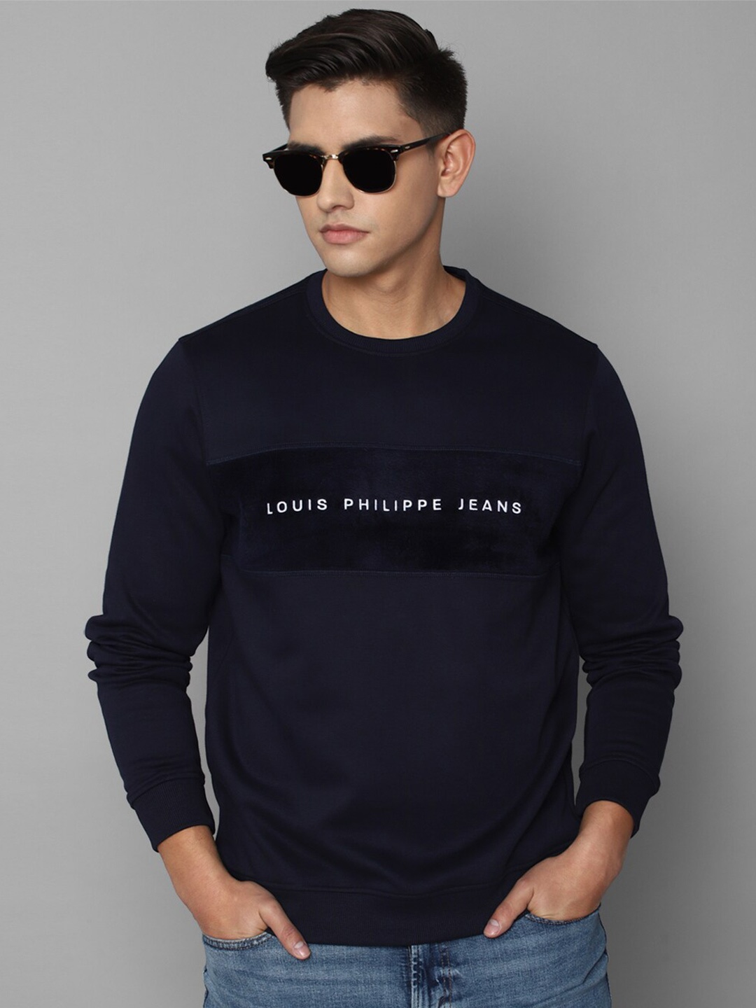 

Louis Philippe Jeans Men Navy Blue Cotton Sweatshirt