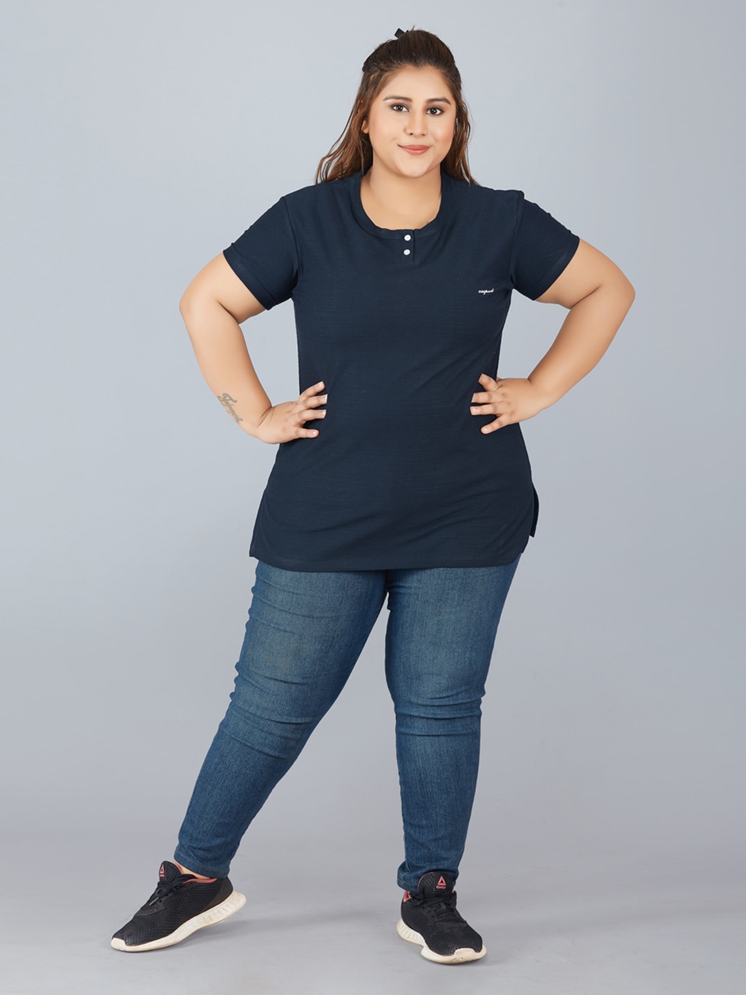 

CUPID Plus Size Henley Neck Longline T-Shirt, Navy blue