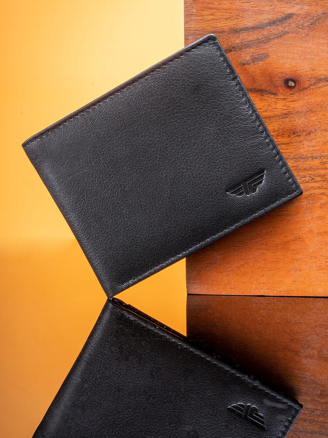 

Red Tape Men Leather Two Fold Wallet, Black