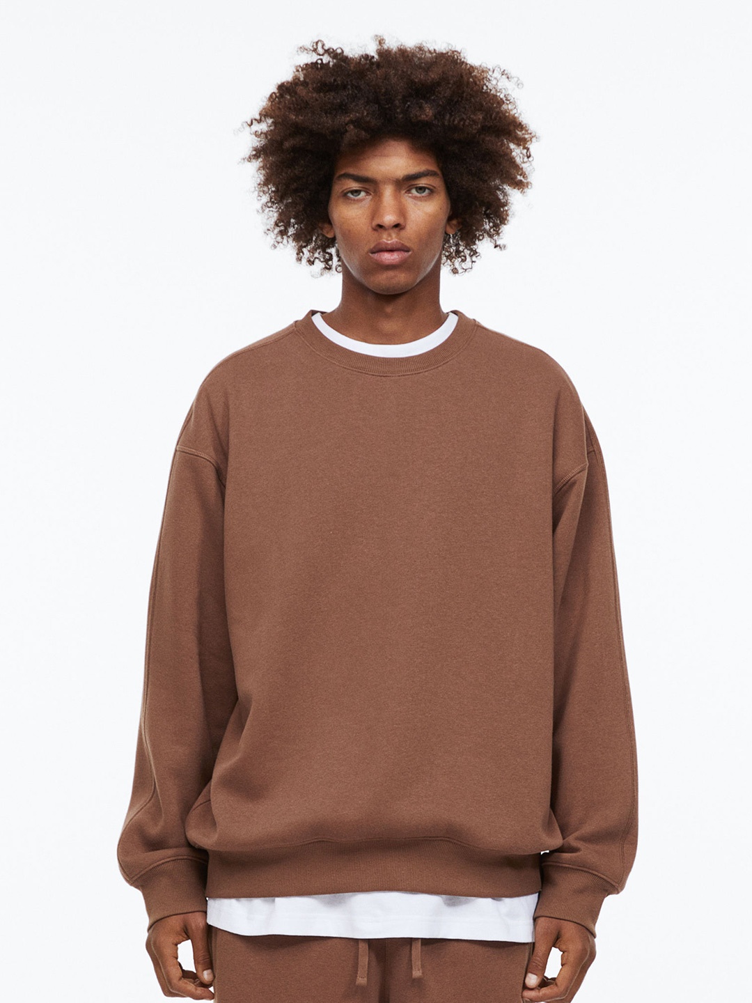 

H&M Men THERMOLITE Relaxed Fit Sweatshirt, Brown