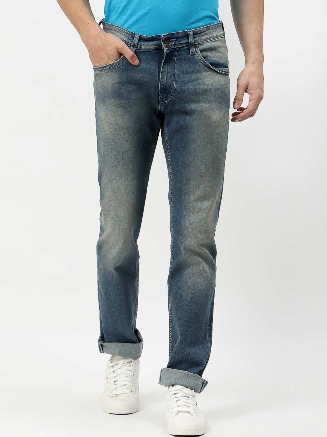 

Pepe Jeans Men Vapour Slim Fit Low Distress Heavy Fade Stretchable Jeans, Blue