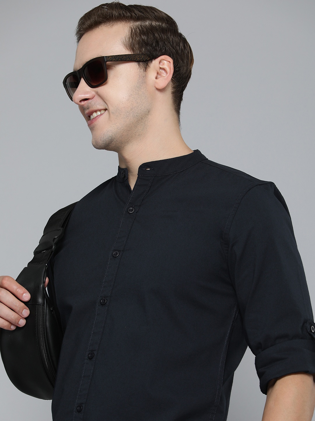 

HERE&NOW Band Collar Slim Fit Casual Shirt, Navy blue