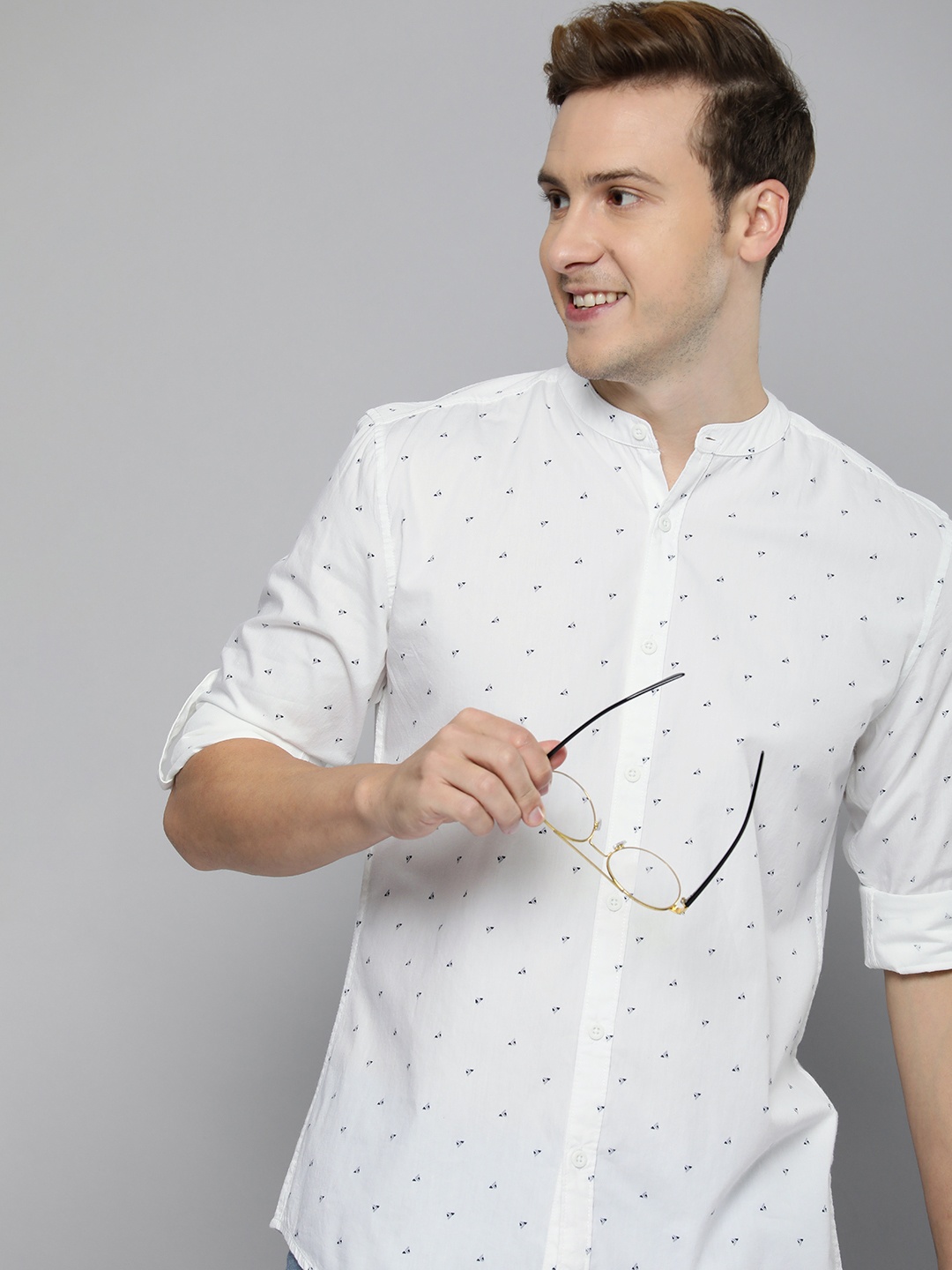 

HERE&NOW Men Pure Cotton Slim Fit Geometric Printed Casual Shirt, White