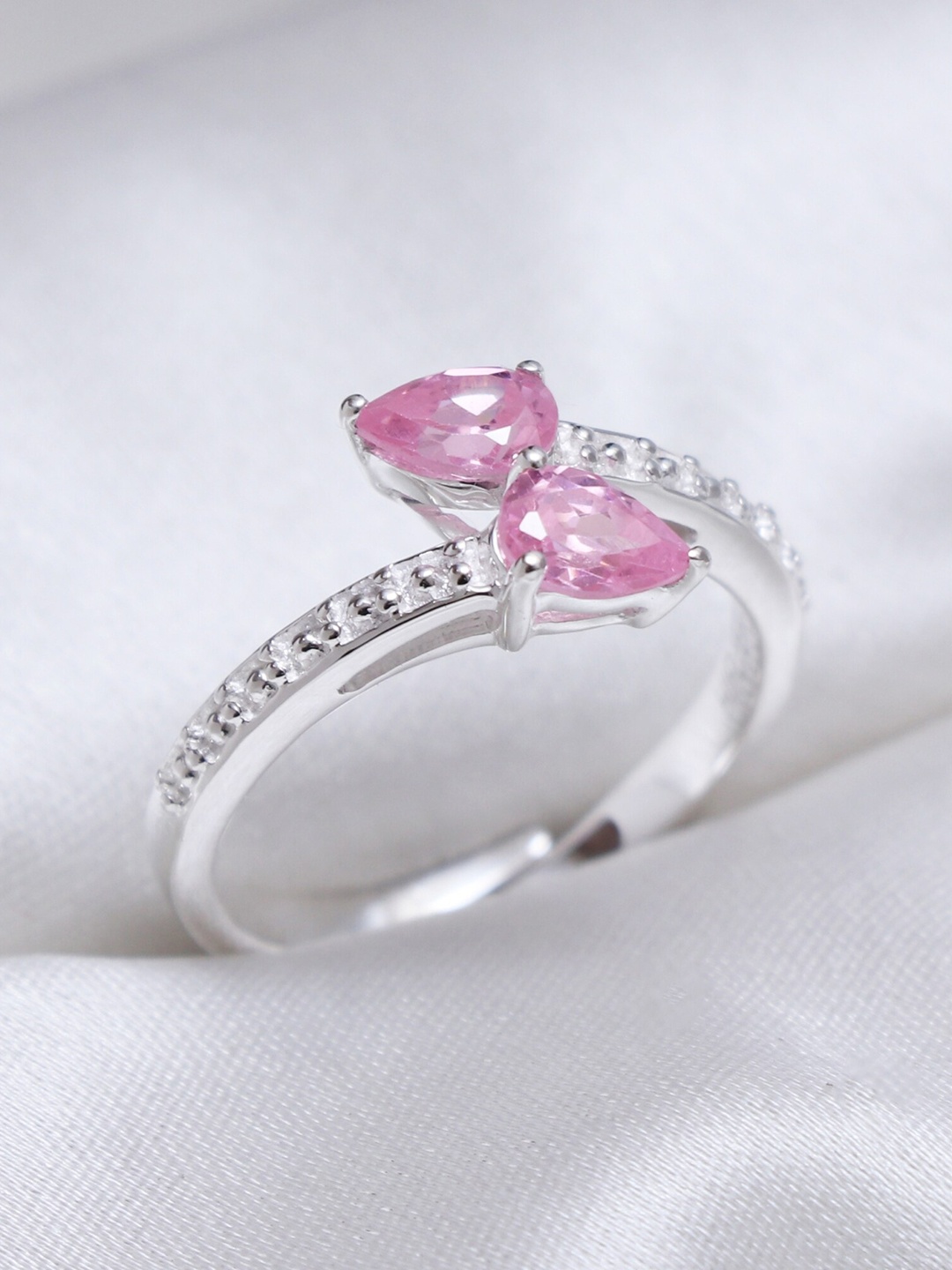 

HIFLYER JEWELS 925 Sterling Silver Stone-Studded Finger Ring