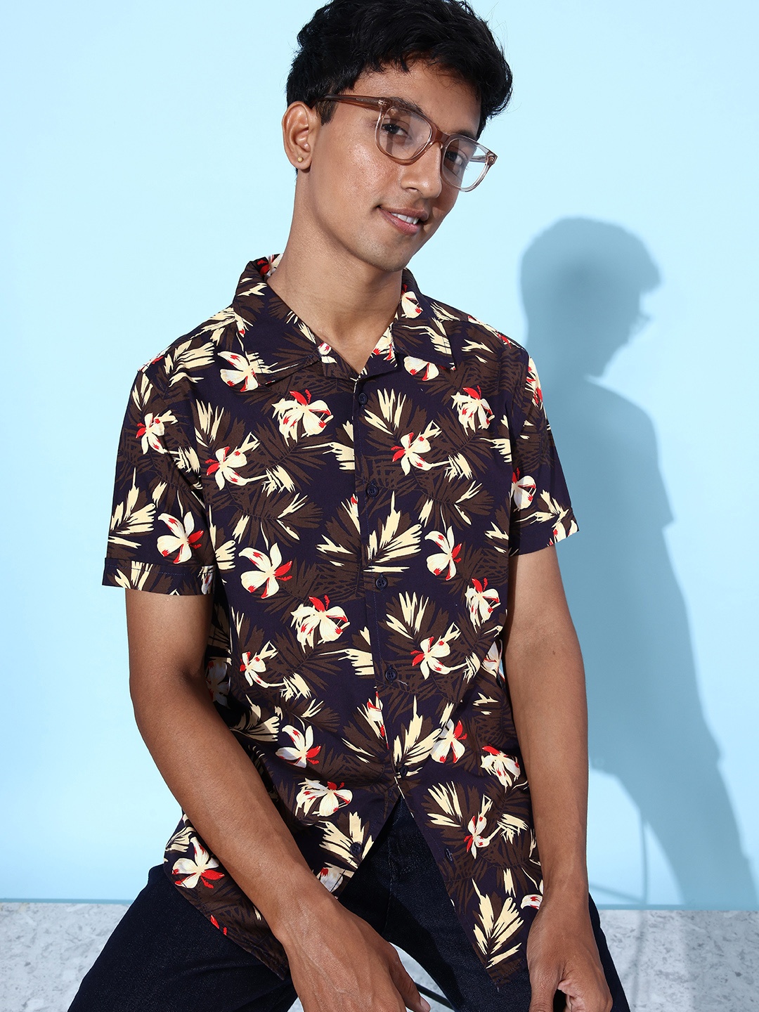 

HERE&NOW Men Coffee Brown Pure Cotton Love is in the Air Flower Power Casual Shirt