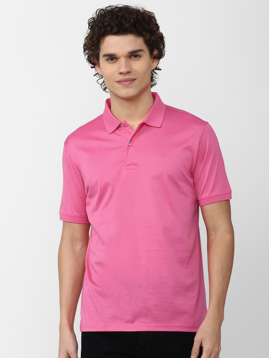 

Peter England Casuals Men Pink Cotton Polo Collar T-shirt