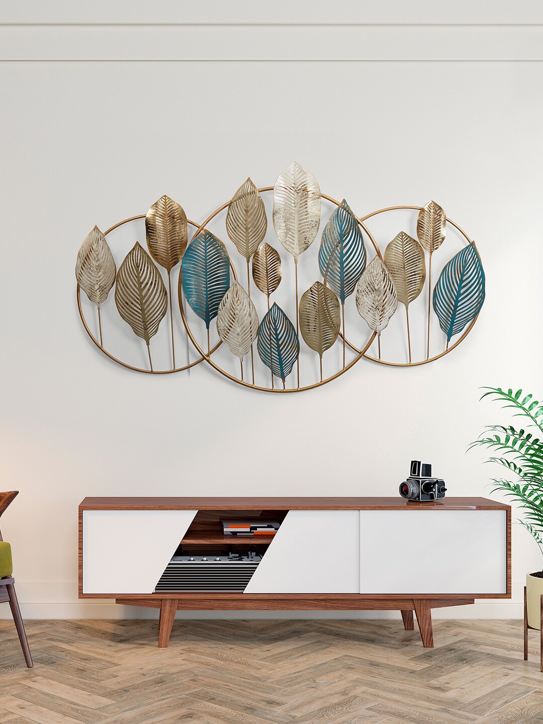 

HomeTown Unisex Teal Wall Art