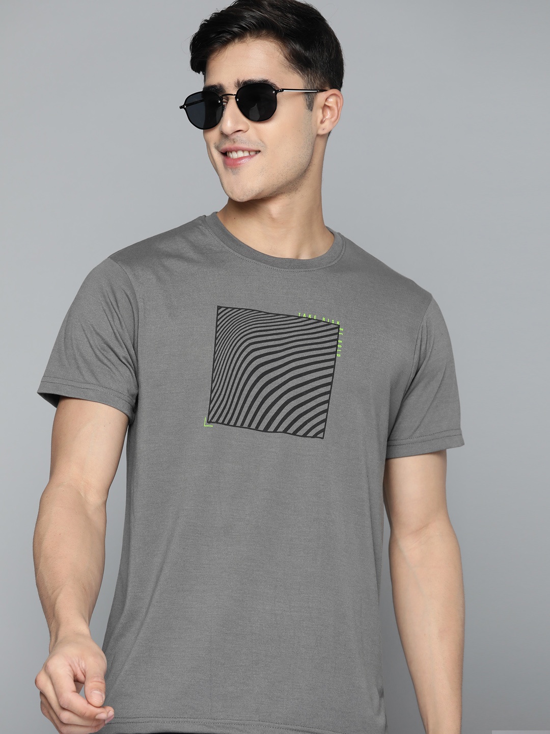 

HERE&NOW Men Printed T-shirt, Grey
