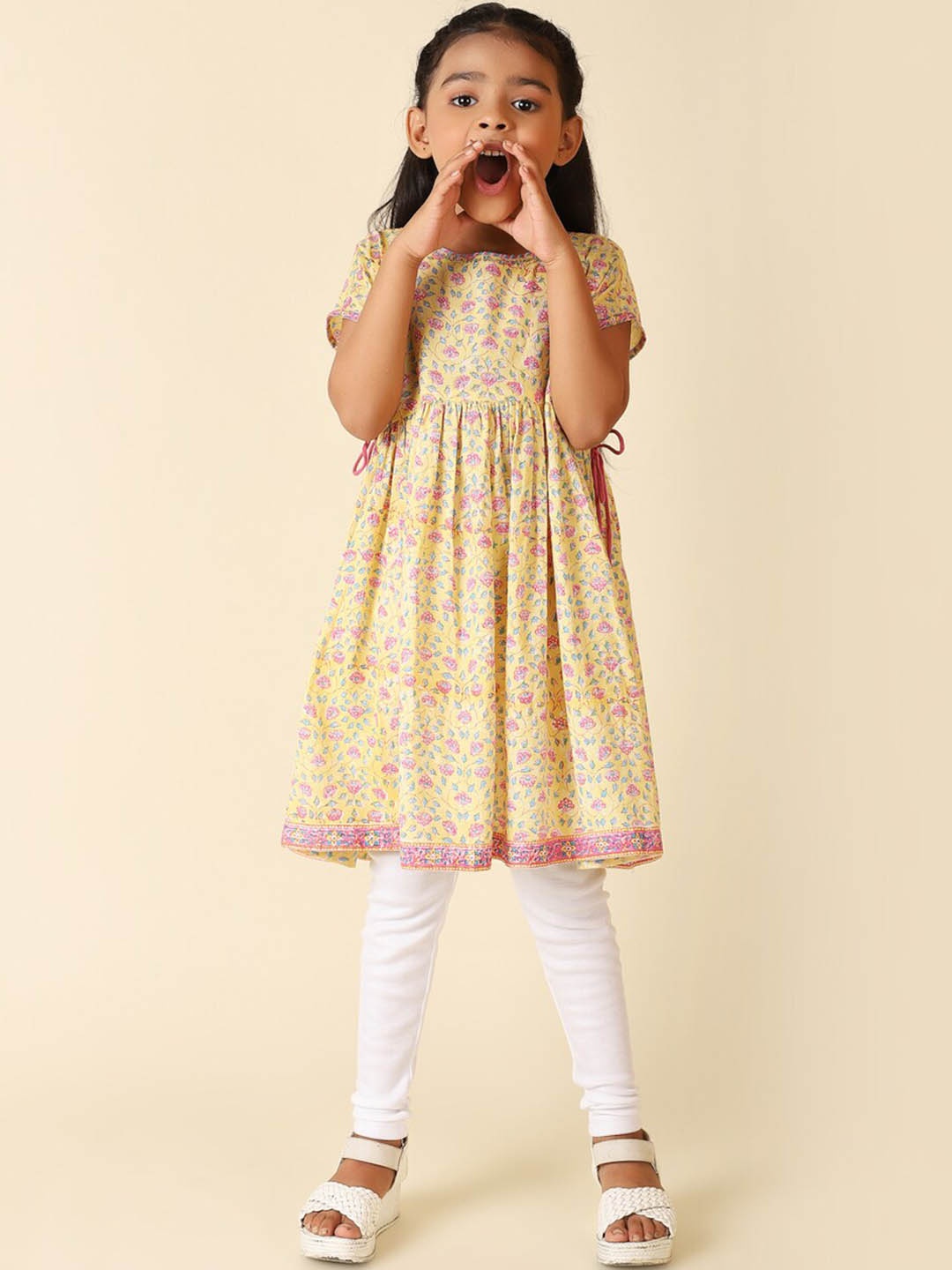 

Fabindia Girls Floral Printed Cotton Kurta, Yellow
