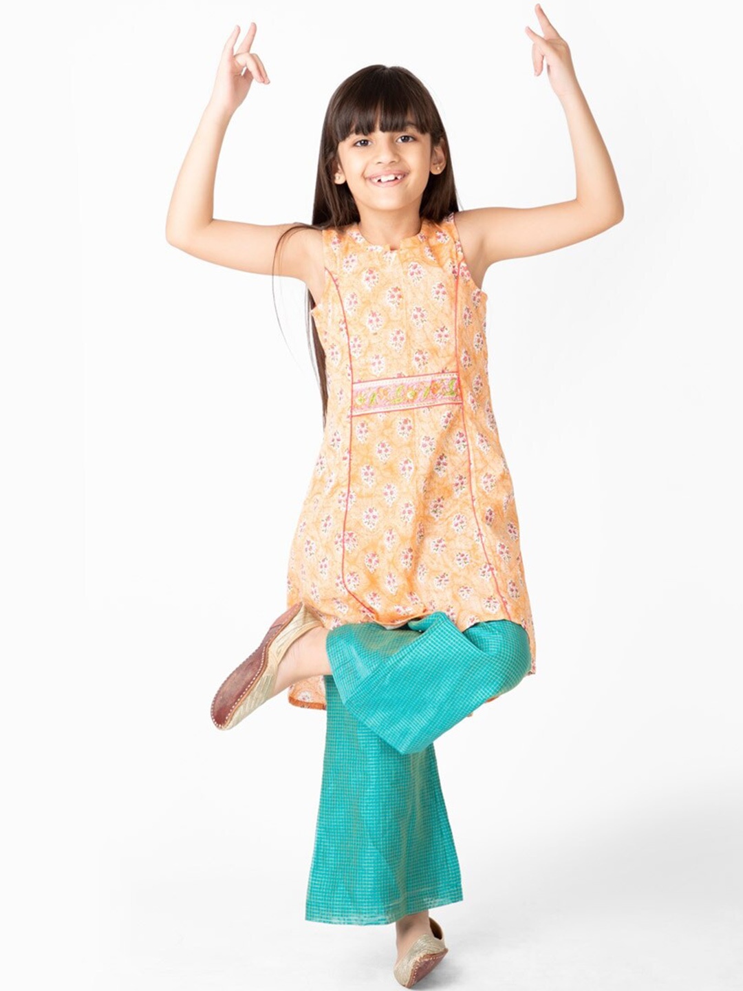 

Fabindia Girls Floral Printed Cotton Kurta, Orange