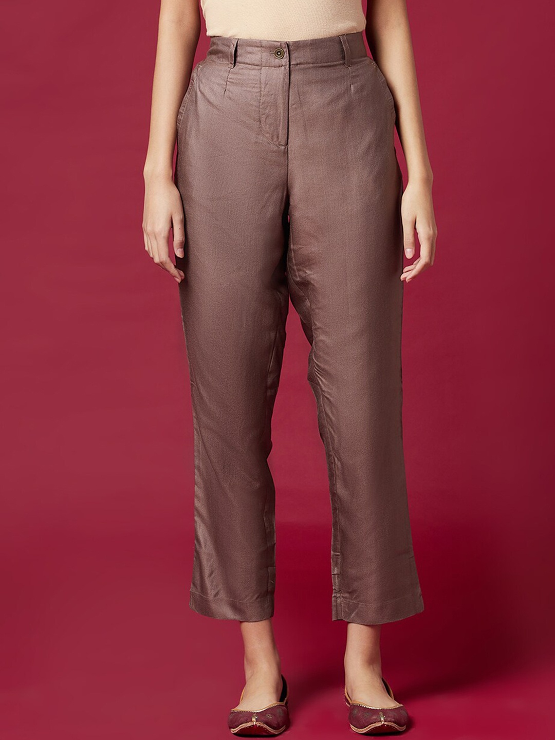 

Fabindia Women Slim Fit Trousers, Beige