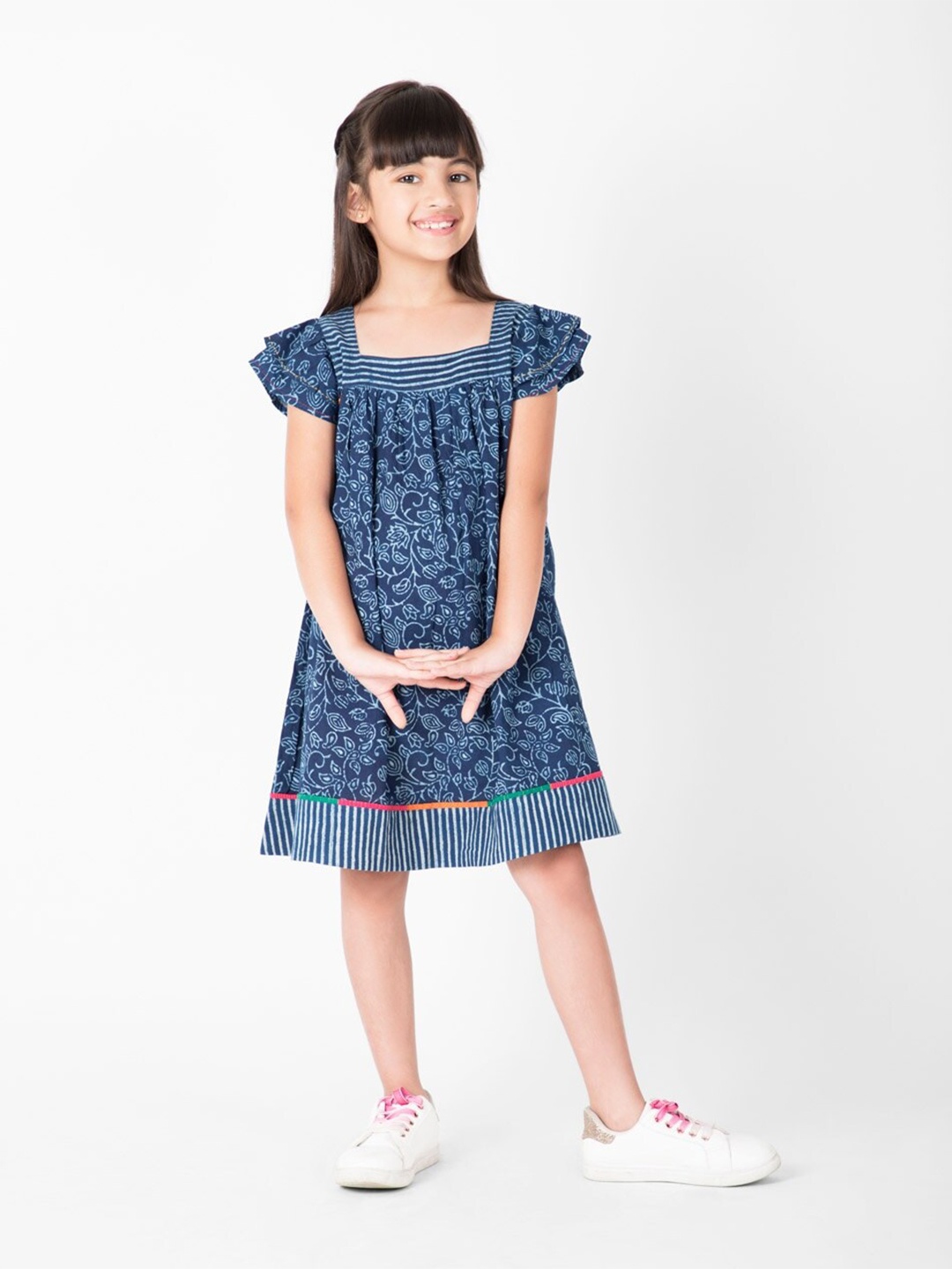 

Fabindia Girls Ethnic Motifs Printed Cotton A-Line Dress, Blue