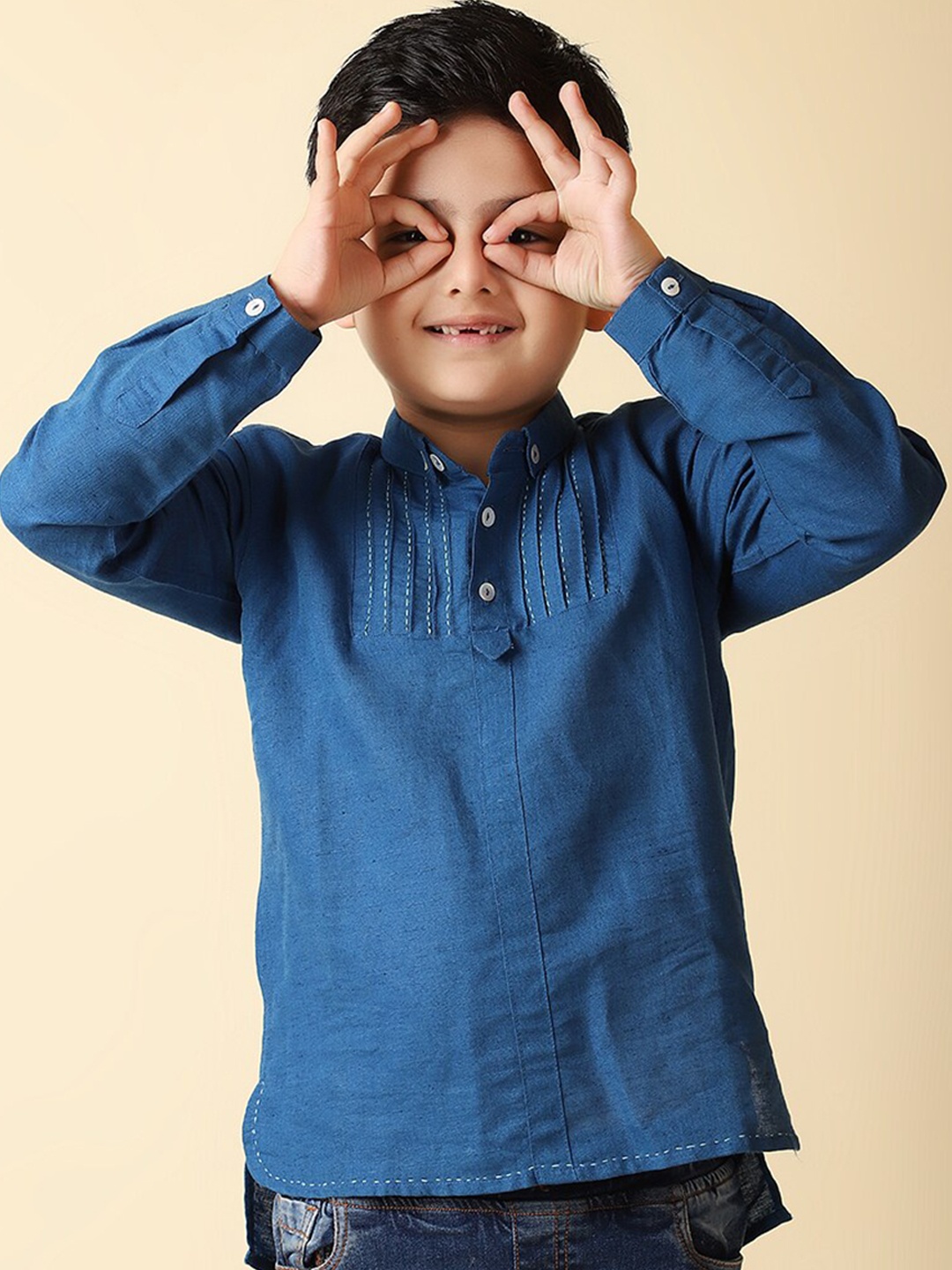 

Fabindia Boys Mandarin Collar Thread Work Kurta, Turquoise blue