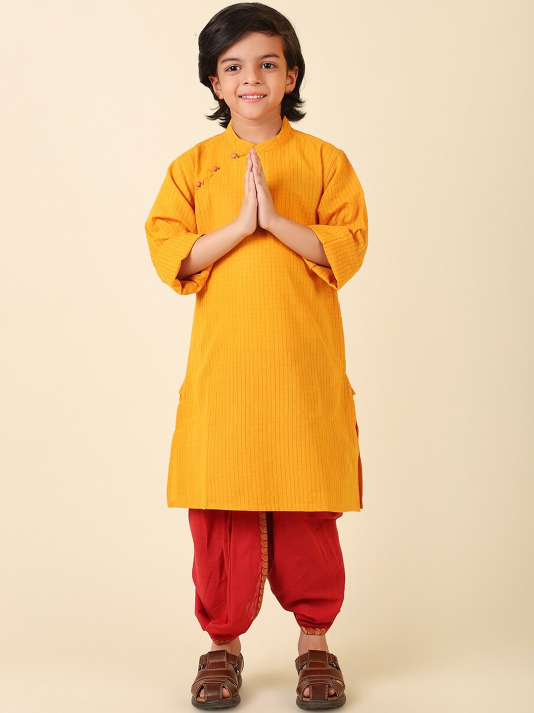

Fabindia Boys Mandarin Collar Cotton Kurta, Yellow