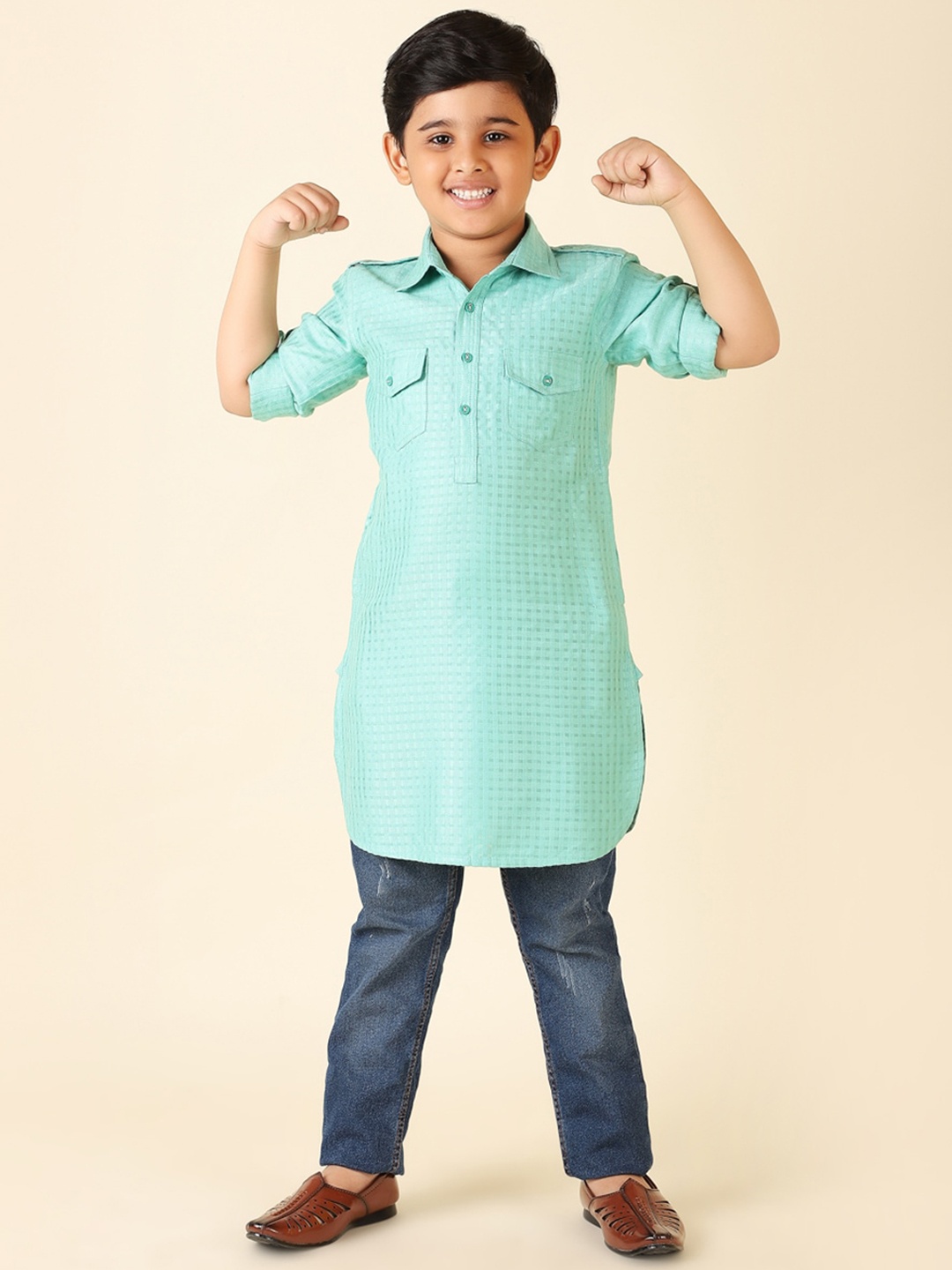 

Fabindia Boys Checked Pathani Kurta, Turquoise blue