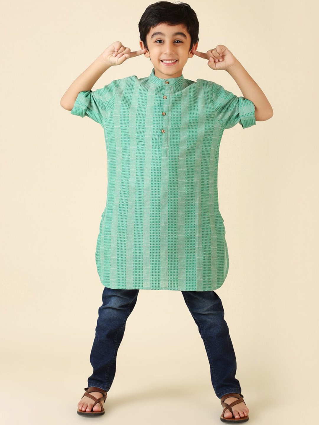 

Fabindia Boys Geometric Striped Kurta, Green