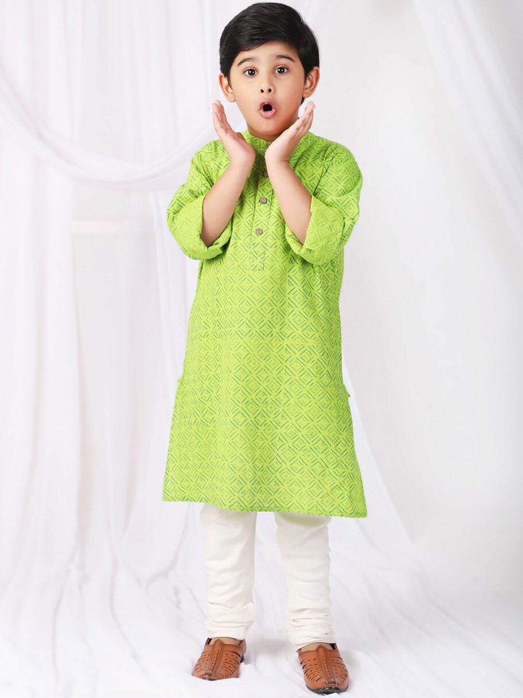

Fabindia Boys Ethnic Motifs Printed Cotton Kurta, Green