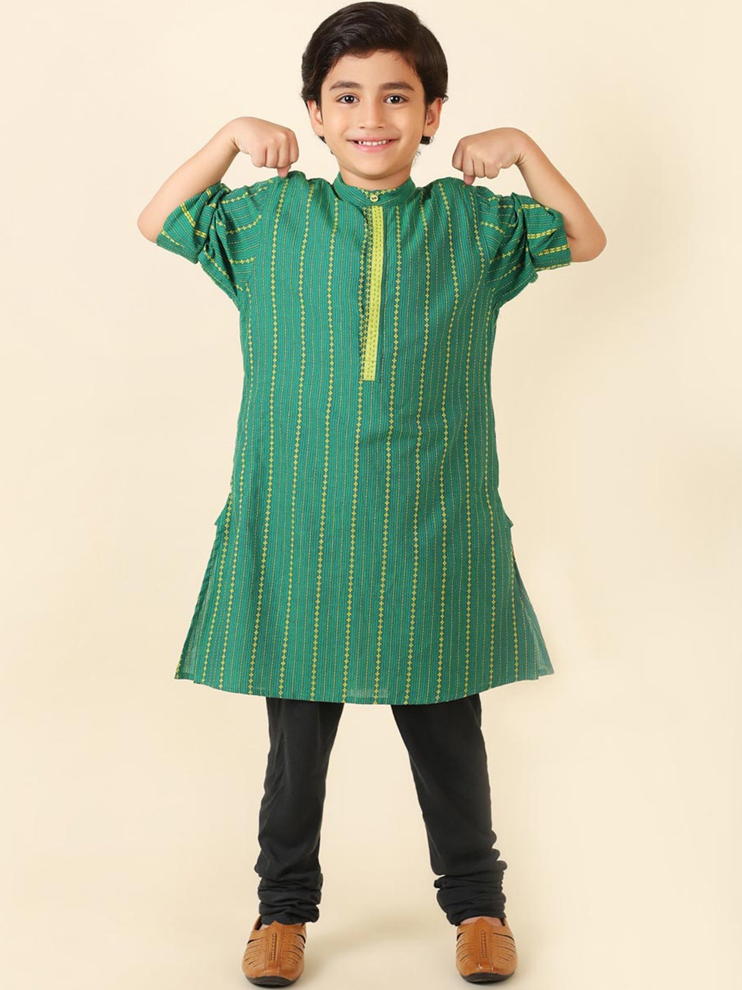 

Fabindia Boys Striped Cotton Kurta, Green