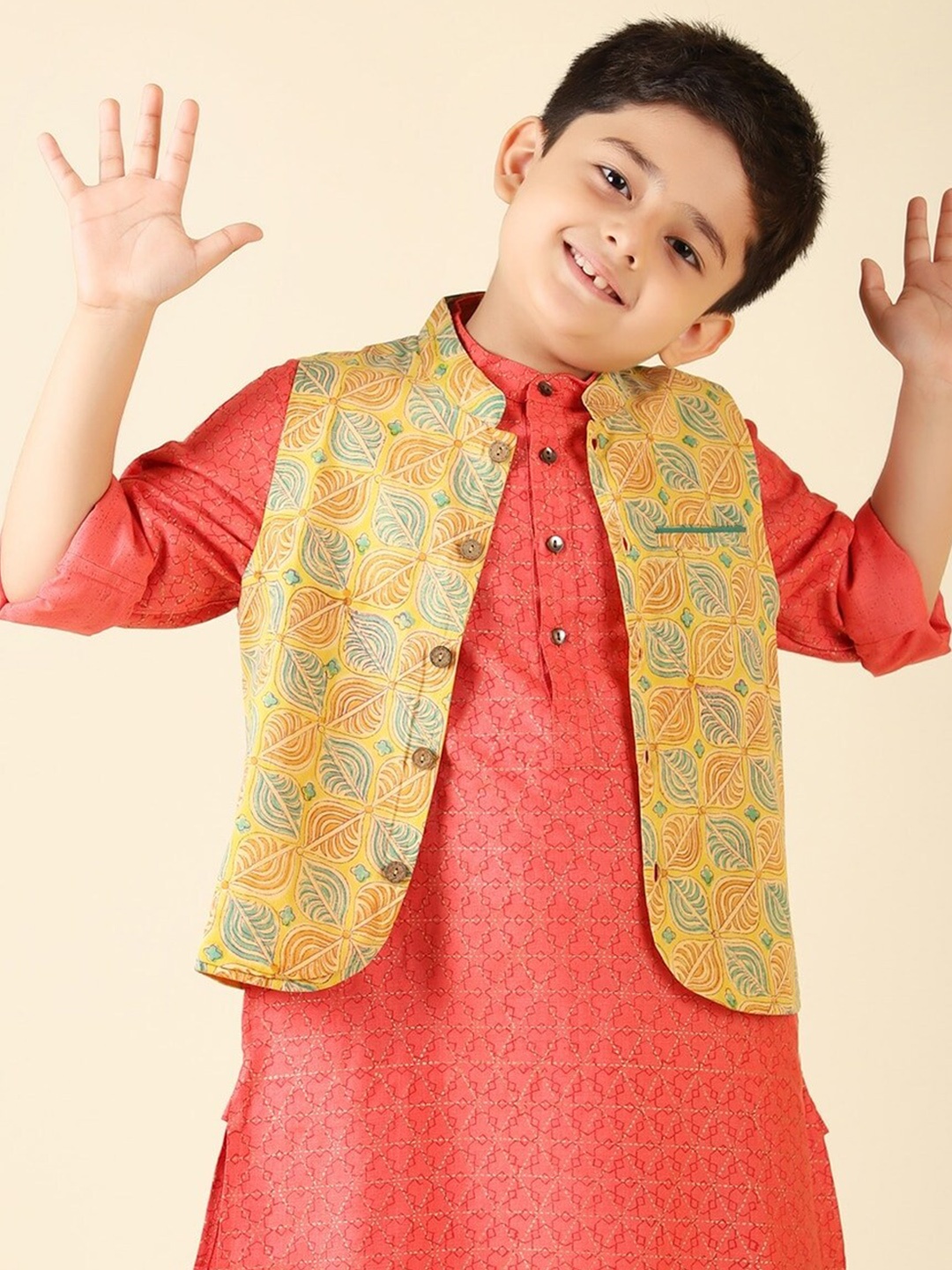 

Fabindia Boys Printed Cotton Nehru Jacket, Yellow