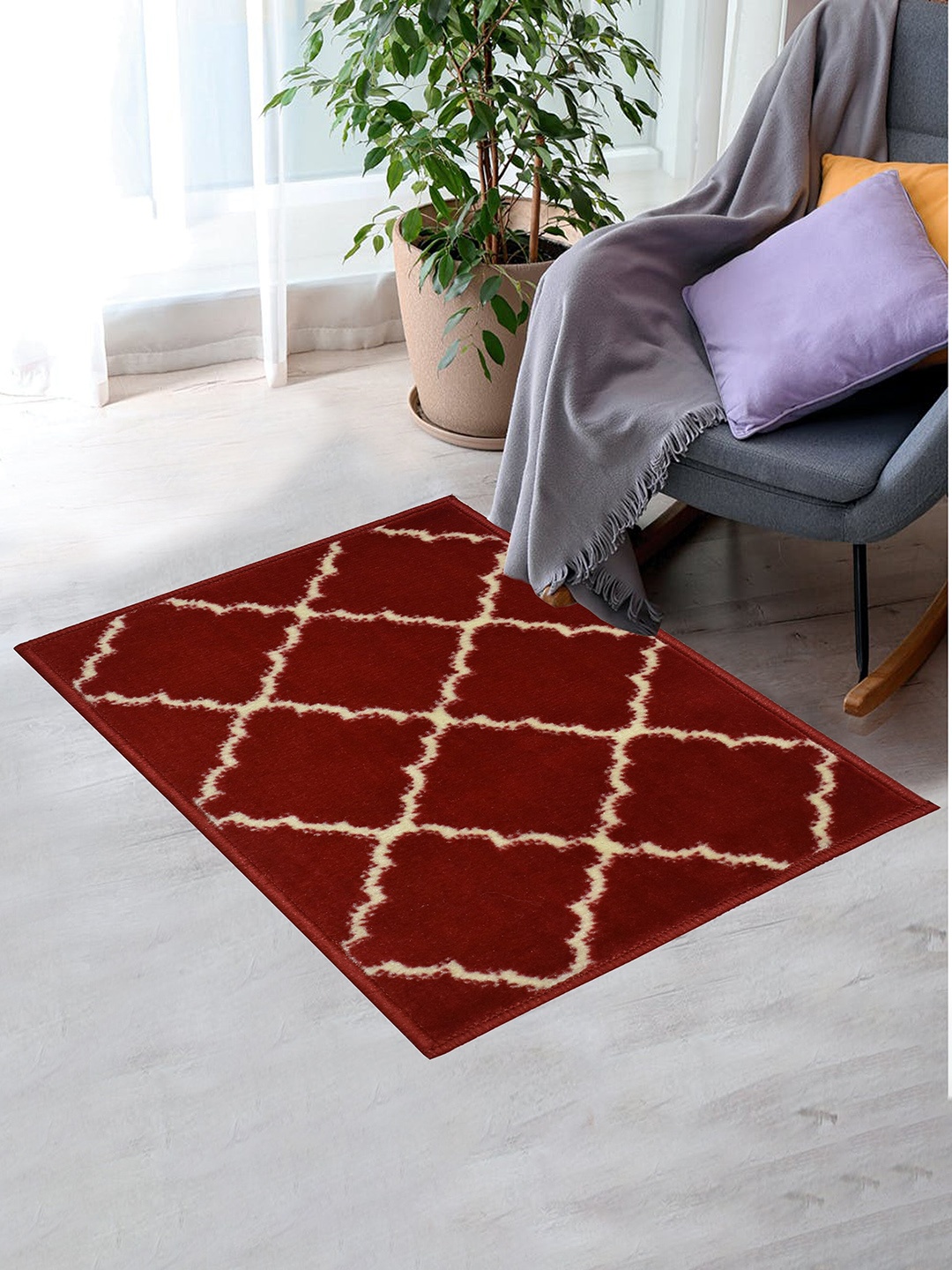 

Homitecture Red Geometric Printed Anti-Skid Doormat