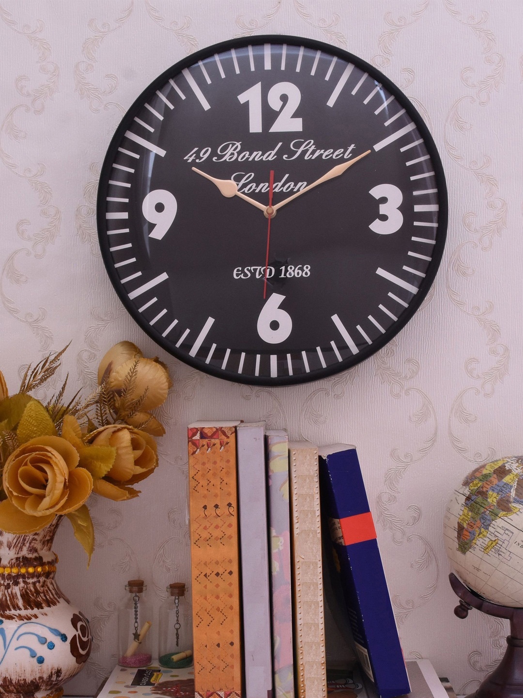 

Home Sparkle Black Dial Analogue 30 cm x 30 cm Wall Clock