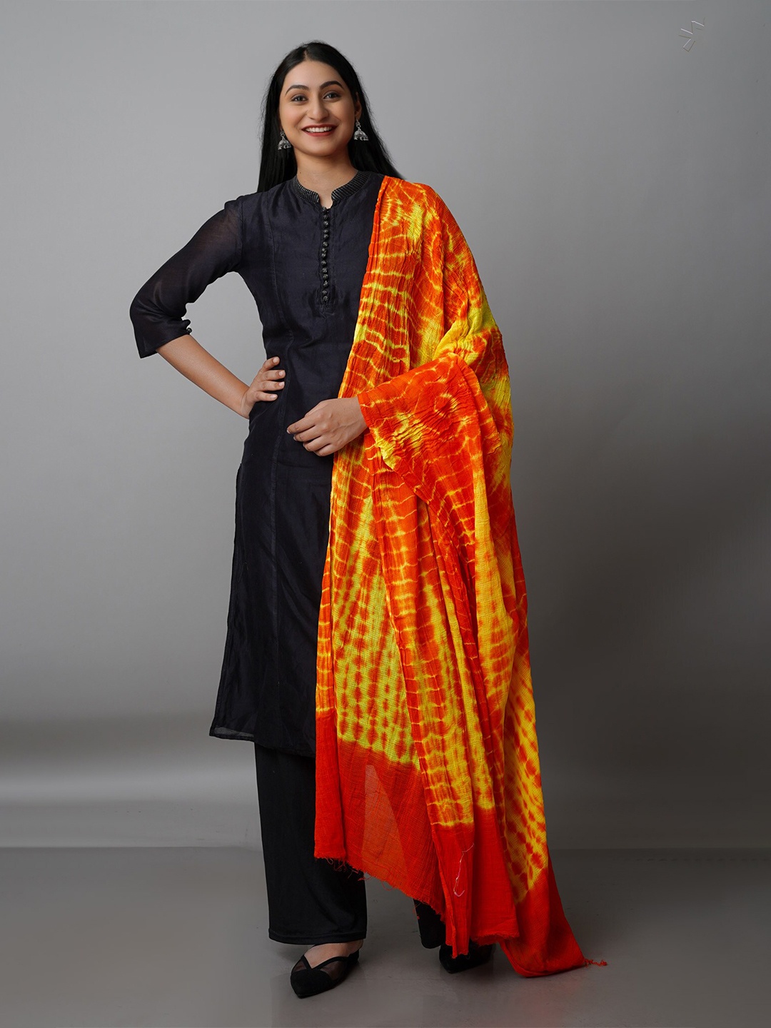 

Unnati Silks Orange & Yellow Dyed Shibori Dupatta