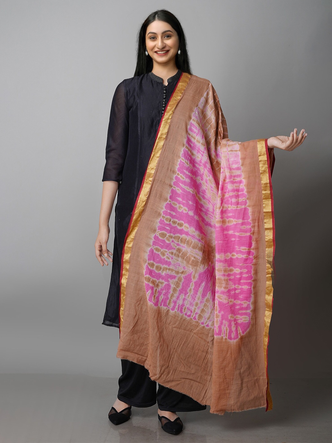 

Unnati Silks Brown & White Ombre Dyed Pure Cotton Shibori Dupatta