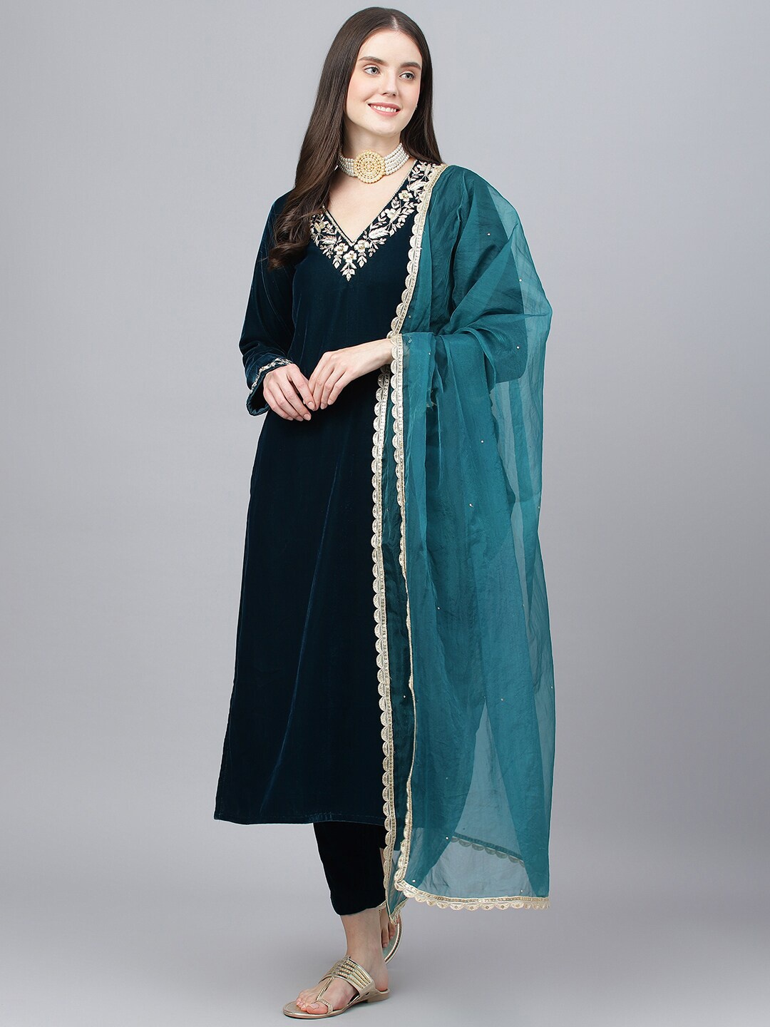 

Divena Embroidered Zardozi Velvet Kurta with Trousers & With Dupatta, Teal