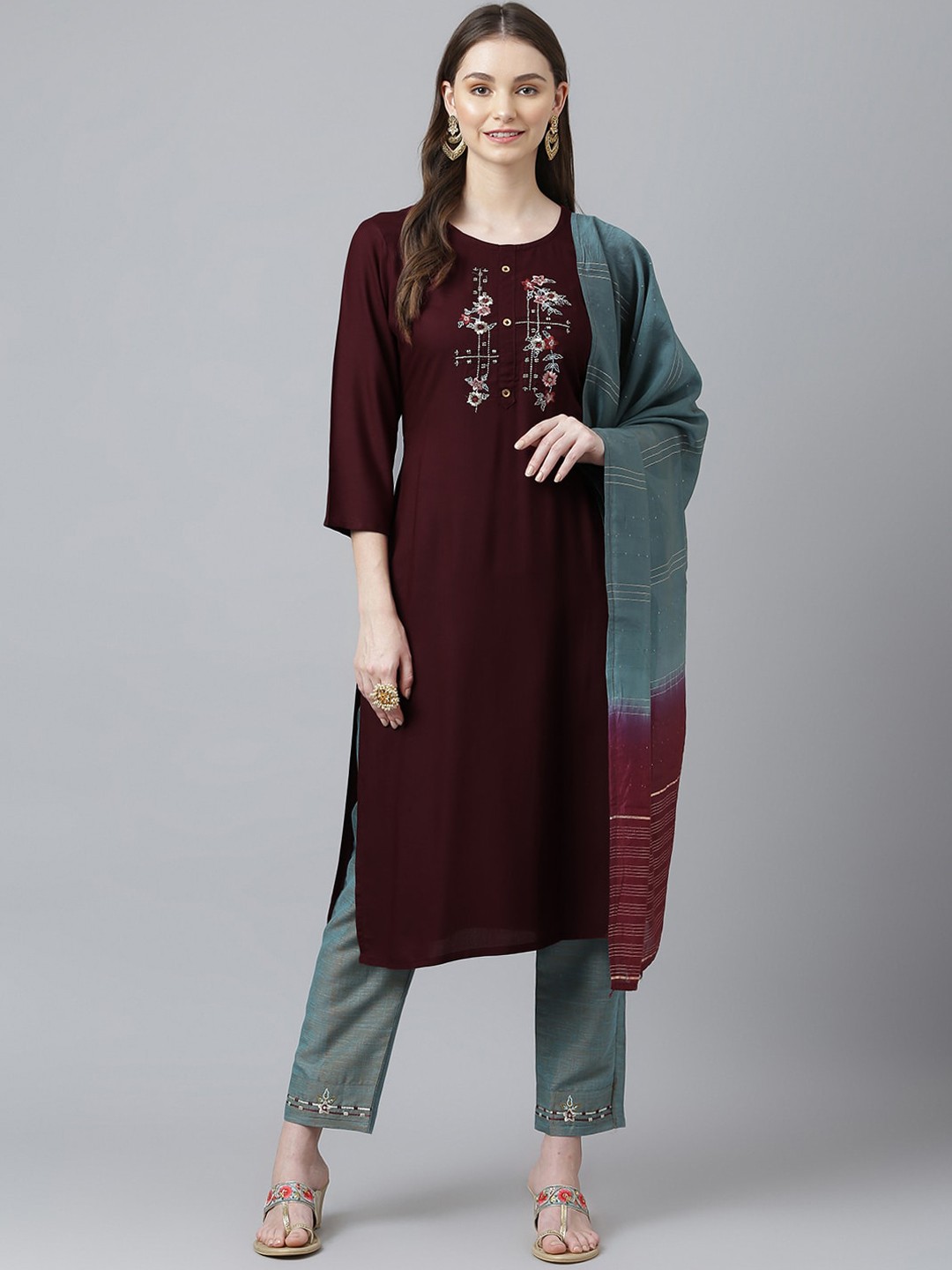 

Kiana Ethnic Motifs Printed Thread Work Kurta with Trousers & With Dupatta, Maroon