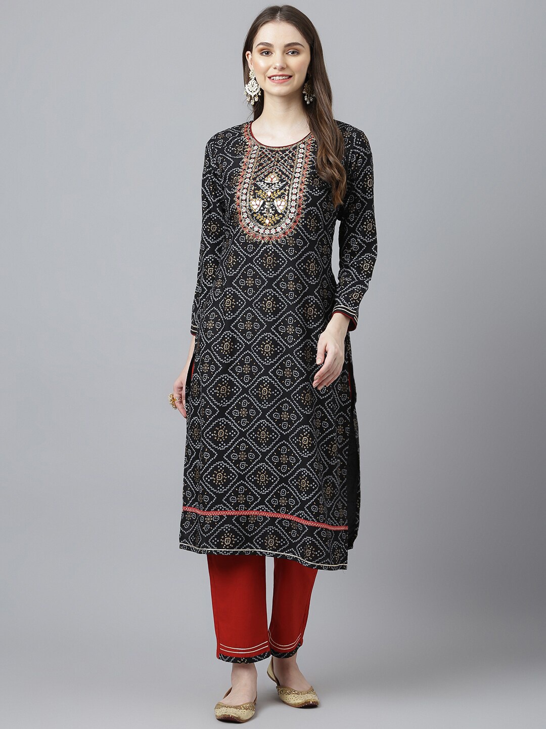 

Kiana Women Bandhani Printed Zardozi Kurta with Trousers, Black
