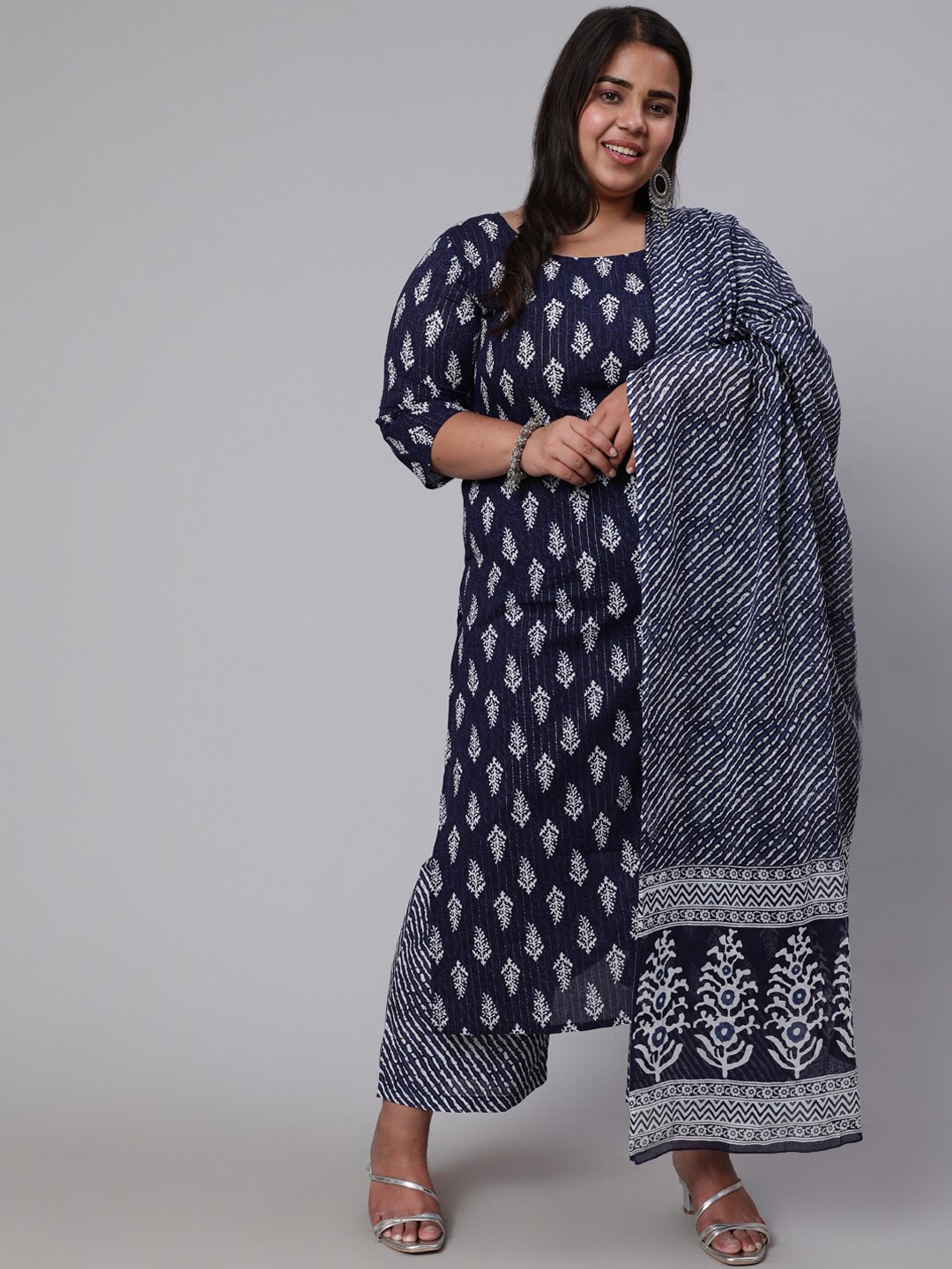 

Nayo Women Plus Size Floral Printed Pure Cotton Kurta with Palazzos & With Dupatta, Navy blue