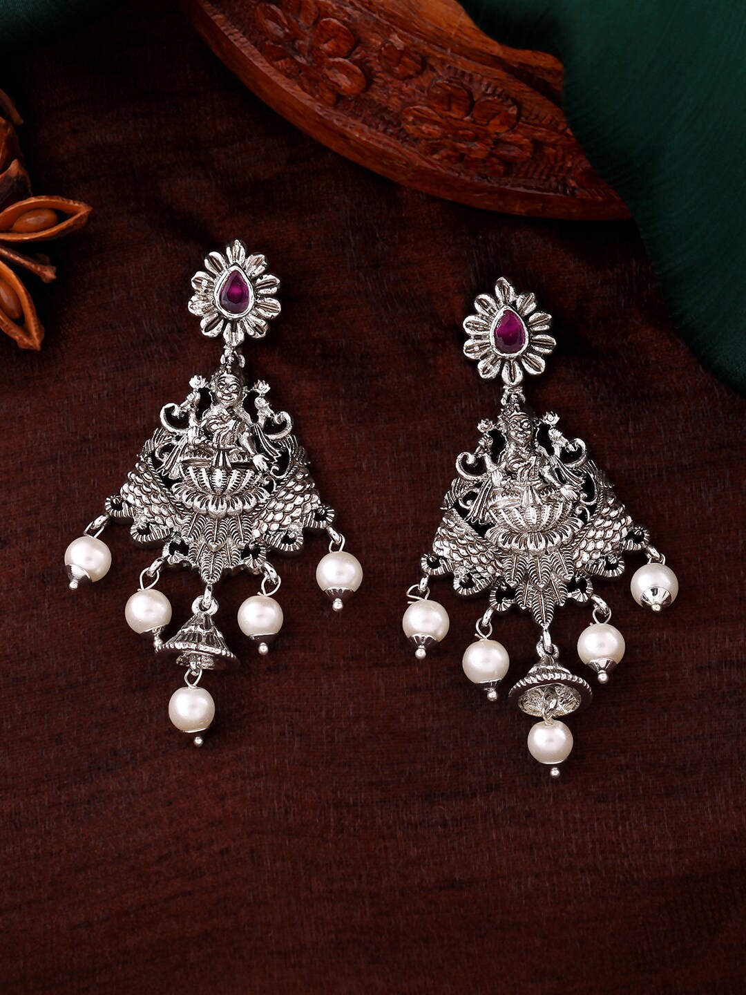 

Estele Silver-Plated Floral Drop Earrings