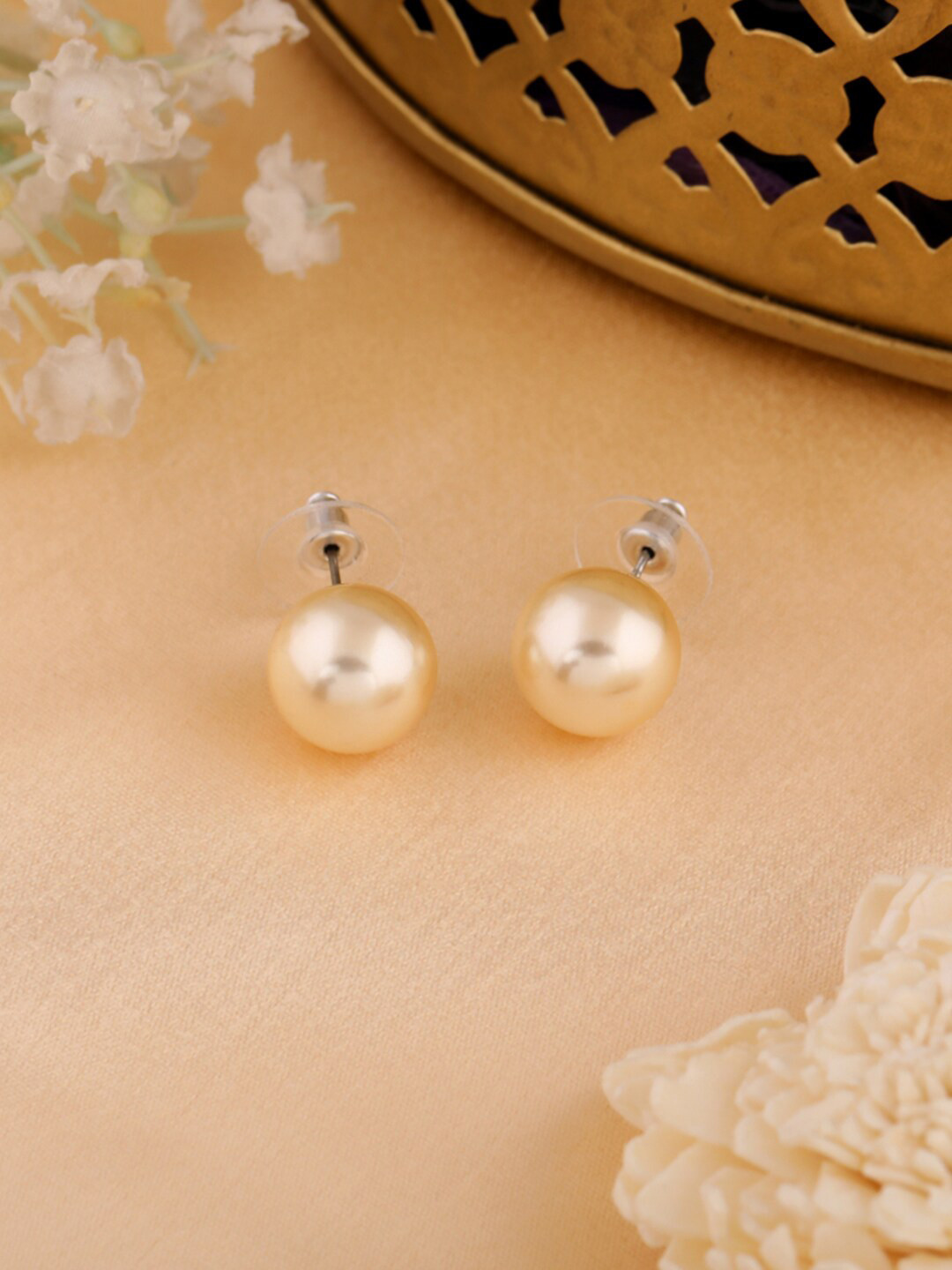 

Estele Silver-Plated Circular Studs Earrings, White