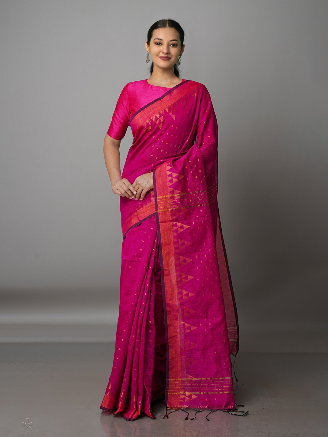 

Unnati Silks Woven Design Zari Linen Blend Jamdani Saree, Magenta