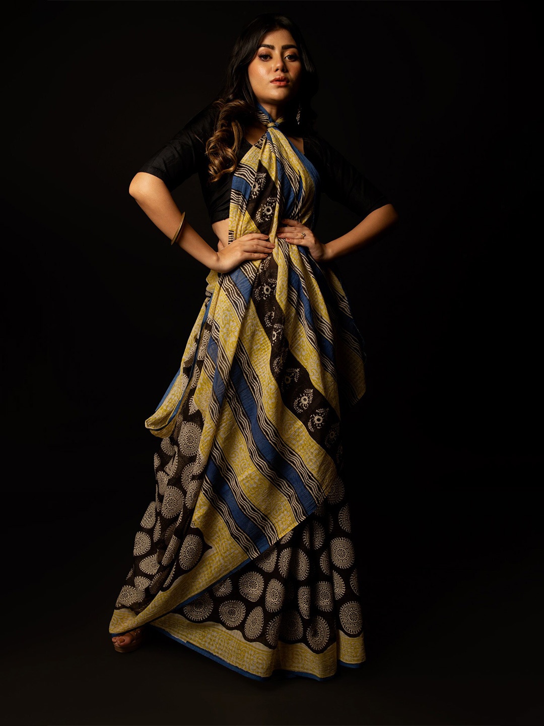 

Unnati Silks Yellow & Black Ethnic Motifs Pure Cotton Bagru Saree