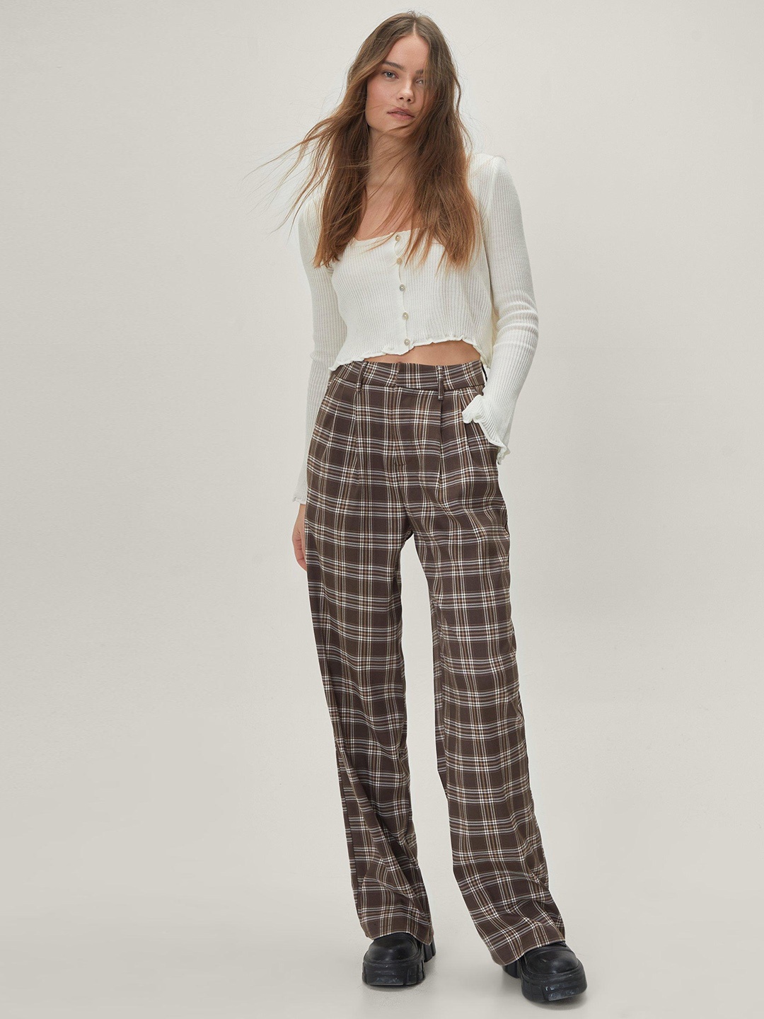 

NASTY GAL Women Ribbed Crop Cardigan, White