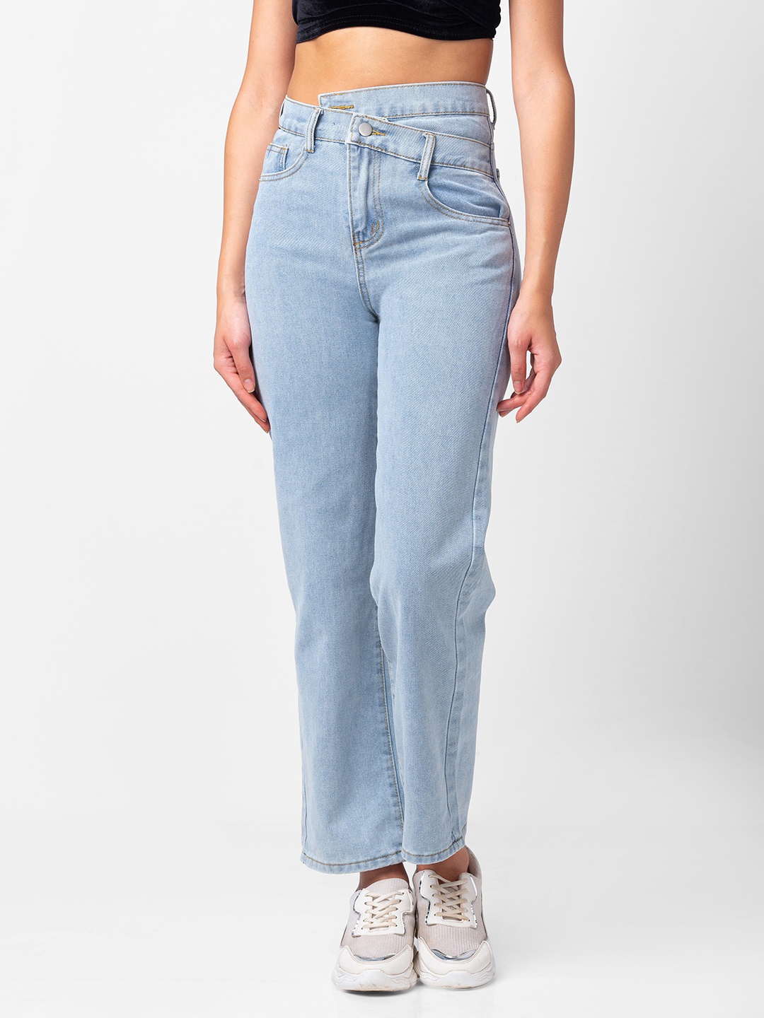 

StyleCast Women Blue Relaxed Fit High-Rise Light Fade Jeans