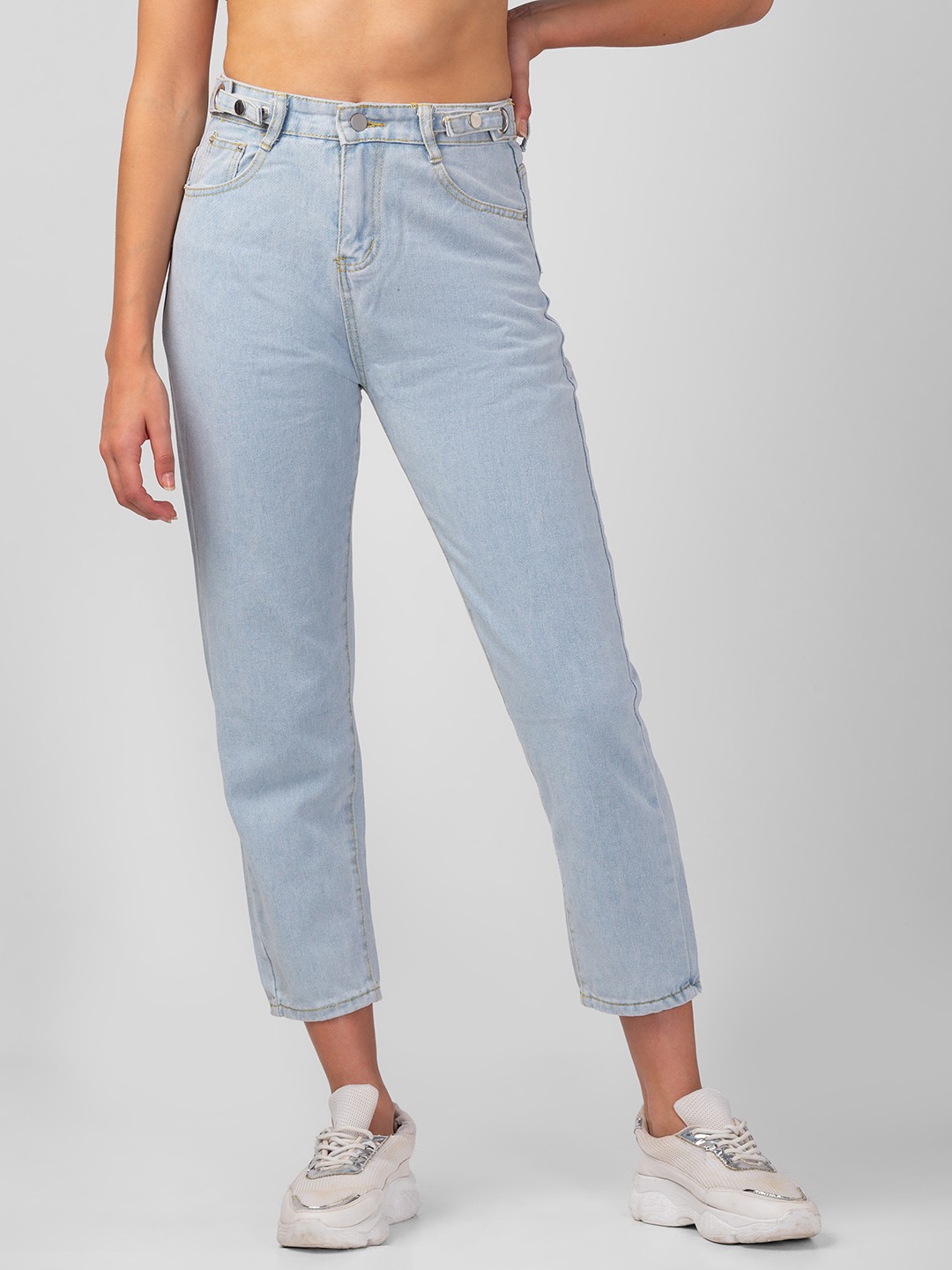 

BoStreet Women Blue Tapered Fit High-Rise Light Fade Jeans