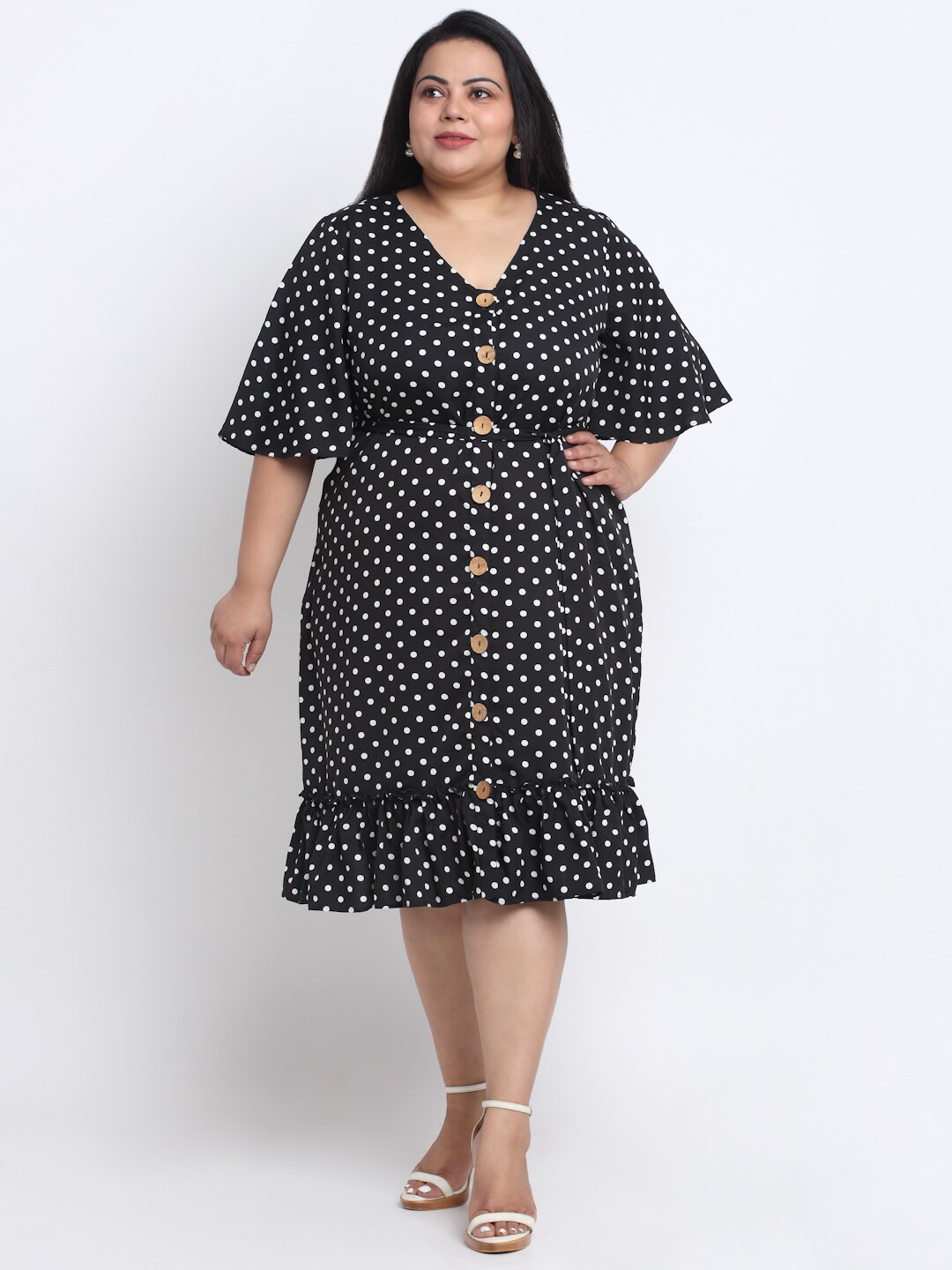 

sindrellastorie Black Crepe Empire Dress