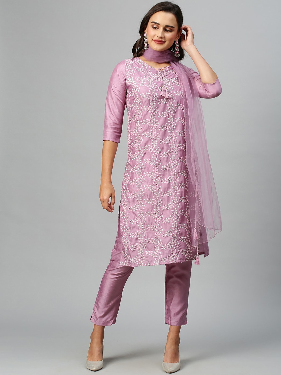 

INDYES Floral Embroidered Thread Work Kurta with Trousers & With Dupatta, Lavender