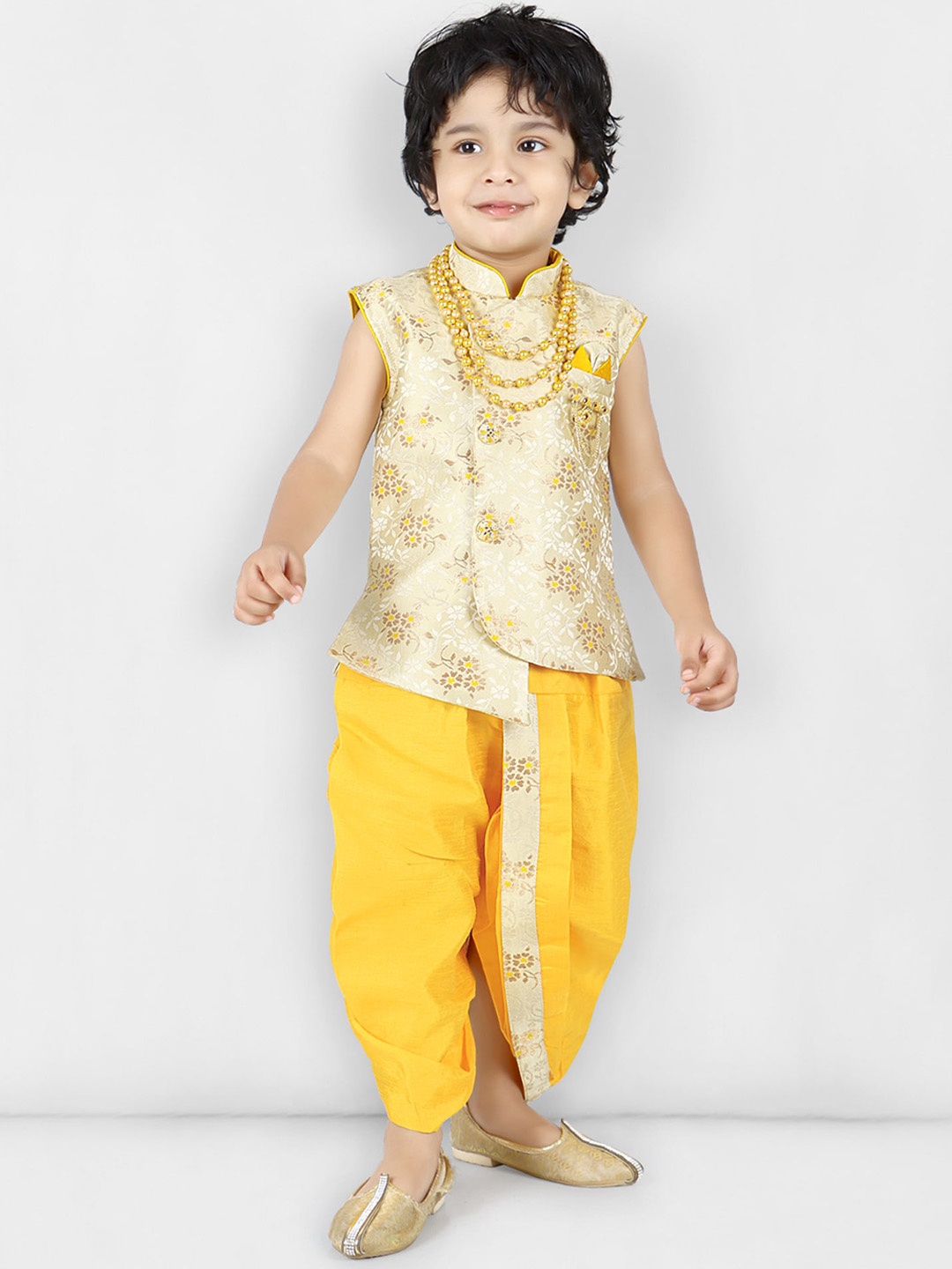 

KIDS FARM Floral Kurta Dhoti Set With a Mala, Yellow