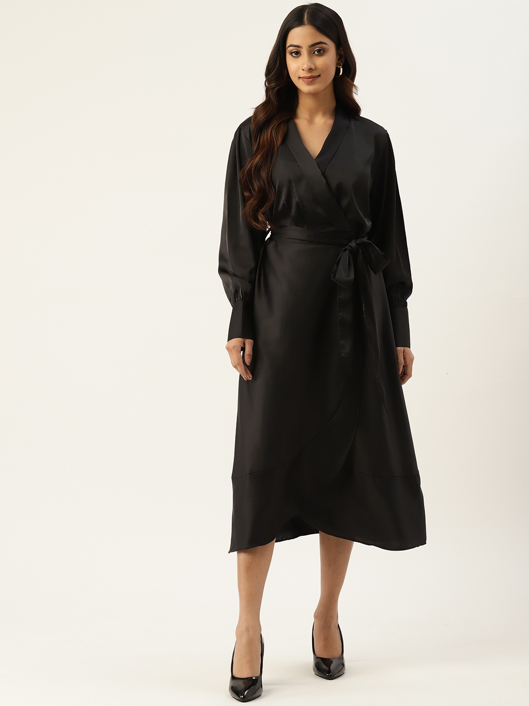 

LABEL REGALIA Black Satin Midi Dress