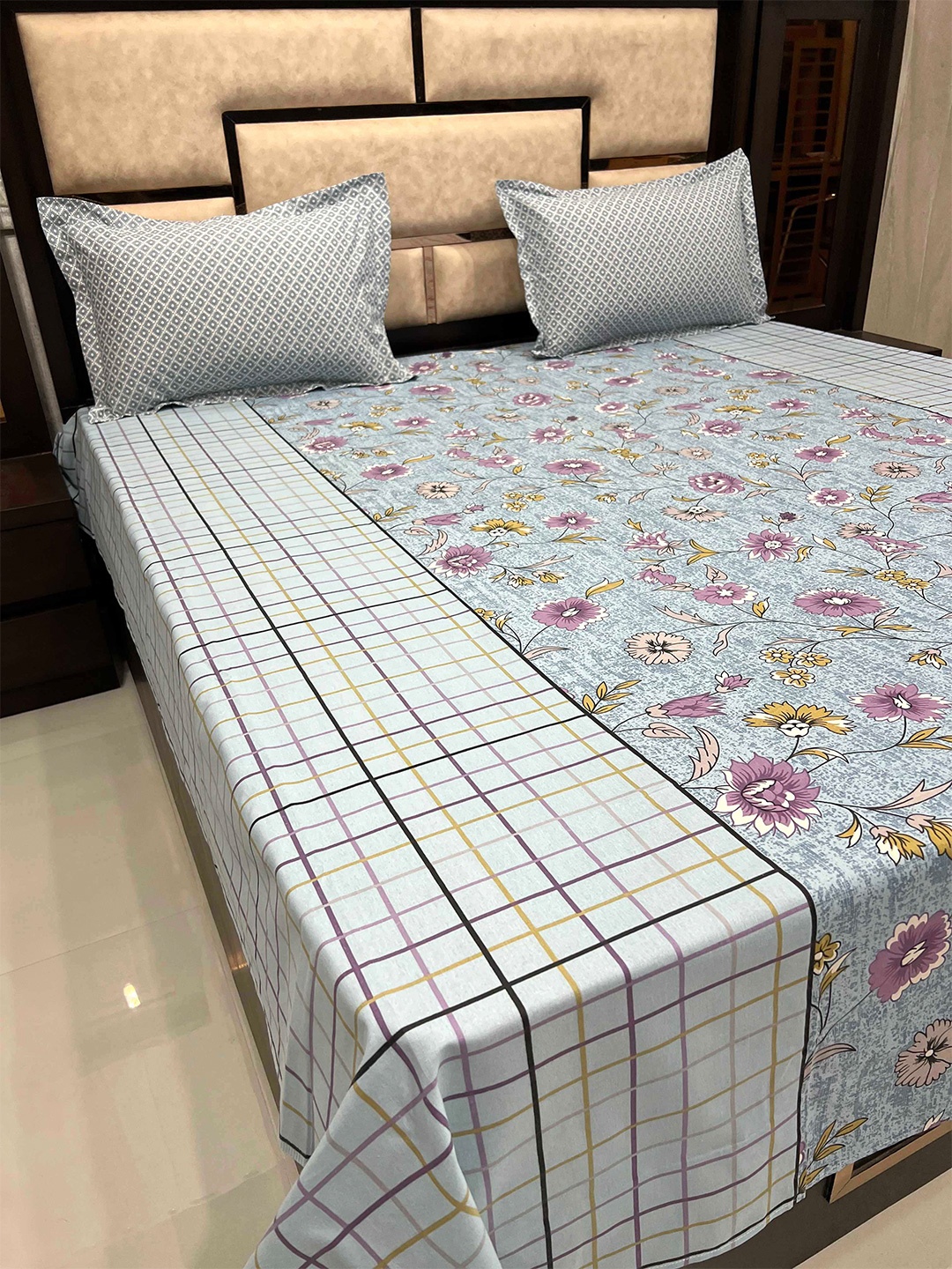 

Pure Decor Passion Blue & Purple Floral 260 TC Pure Cotton Queen Bedsheet with 2 Pillow Covers