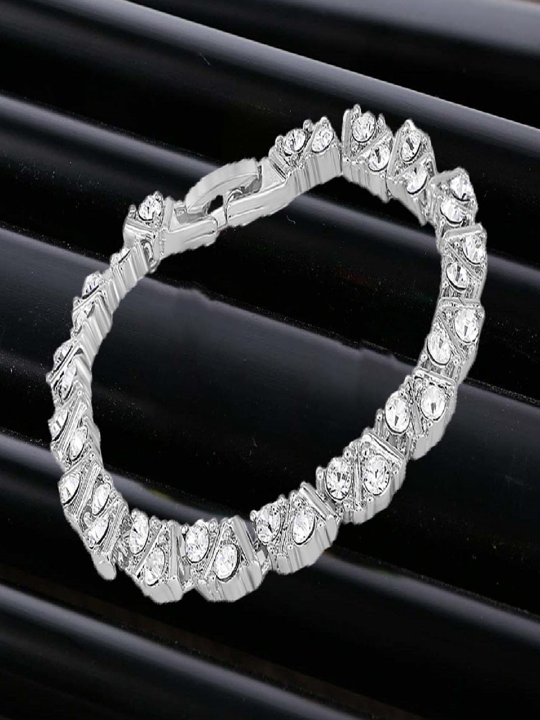 

Mahi Women Crystals Rhodium-Plated Link Bracelet, Silver