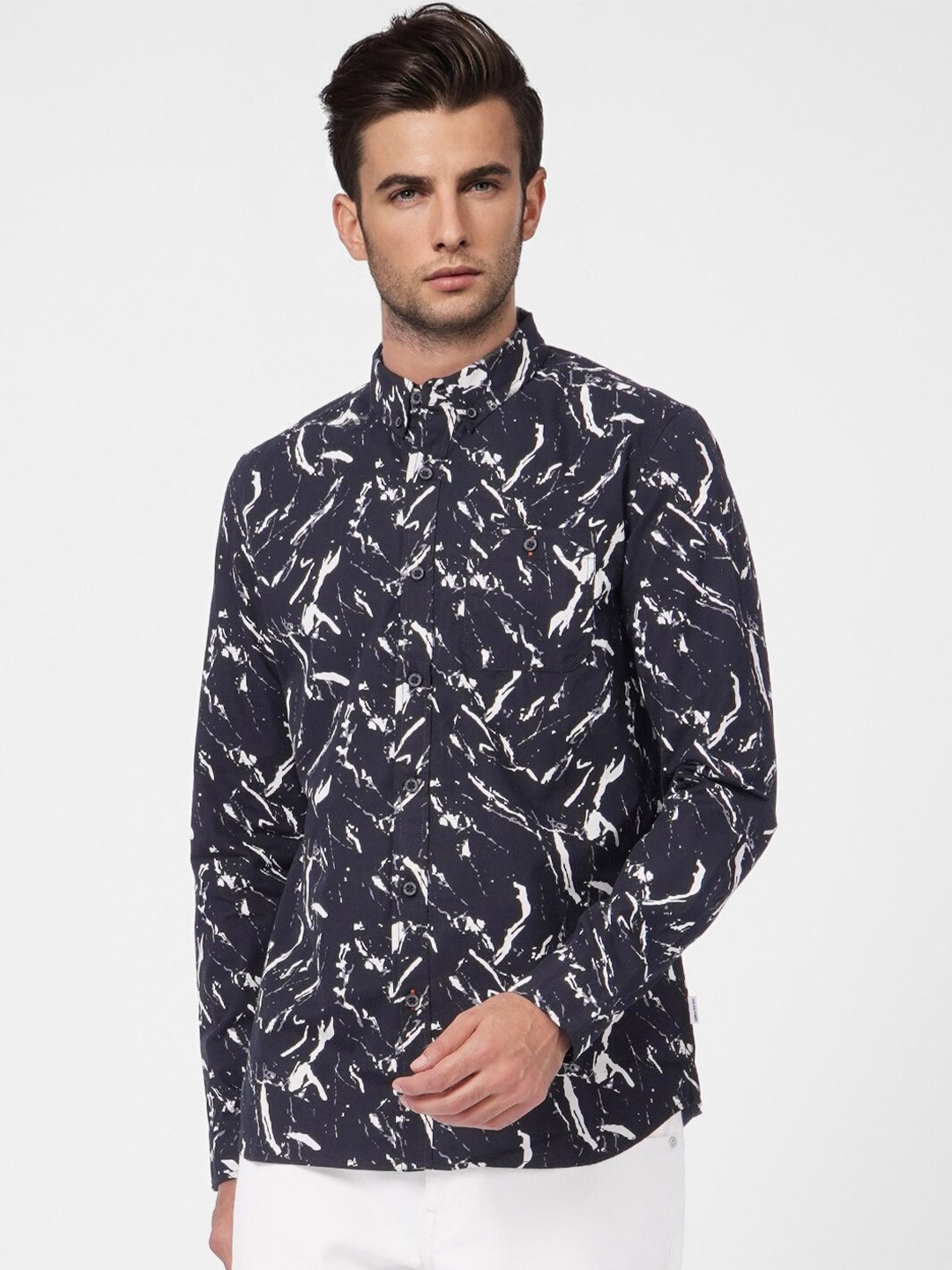 

Jack & Jones JJOR DI PANSY Men Printed Cotton Slim Fit Casual Shirt, Black