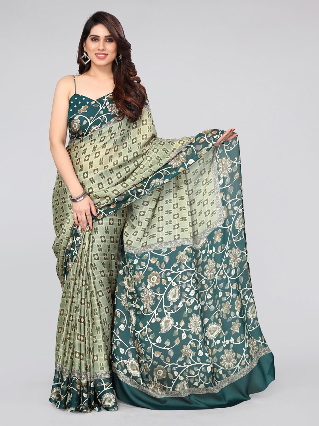

KALINI Printed Chiffon Saree, Green