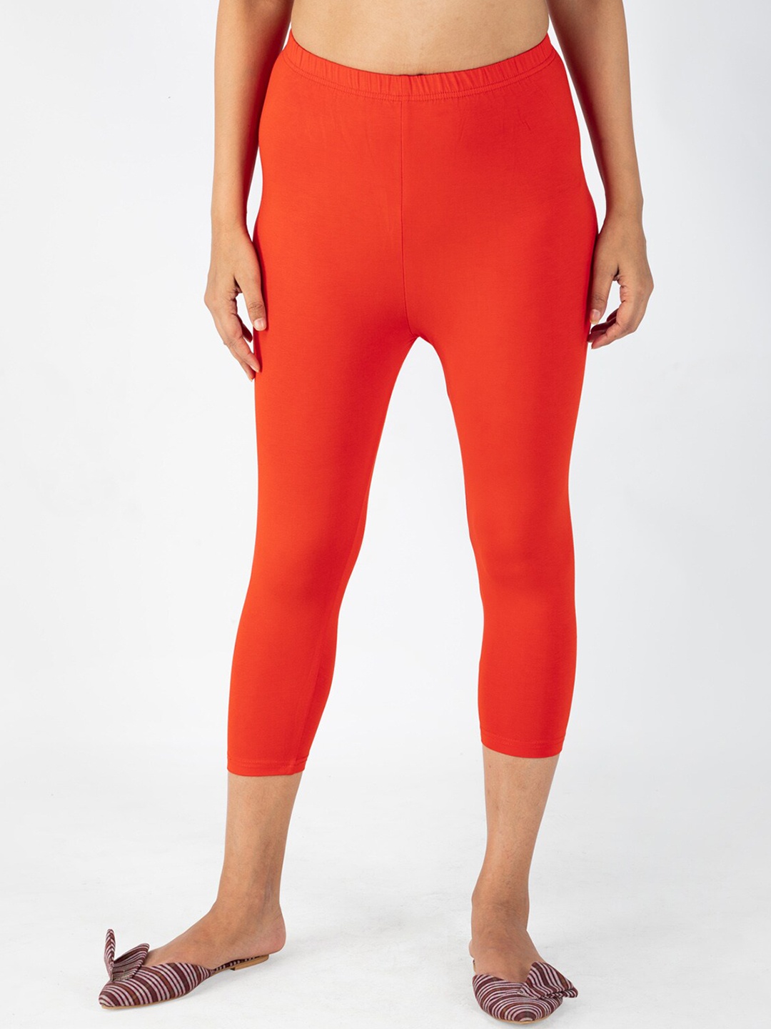 

indian flower Cotton Capri Leggings, Orange