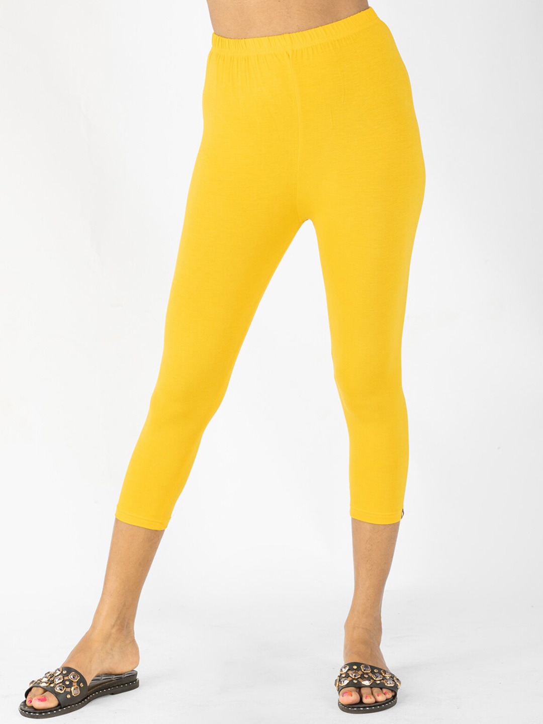 

indian flower Three-Fourth Length Capri Leggings, Yellow