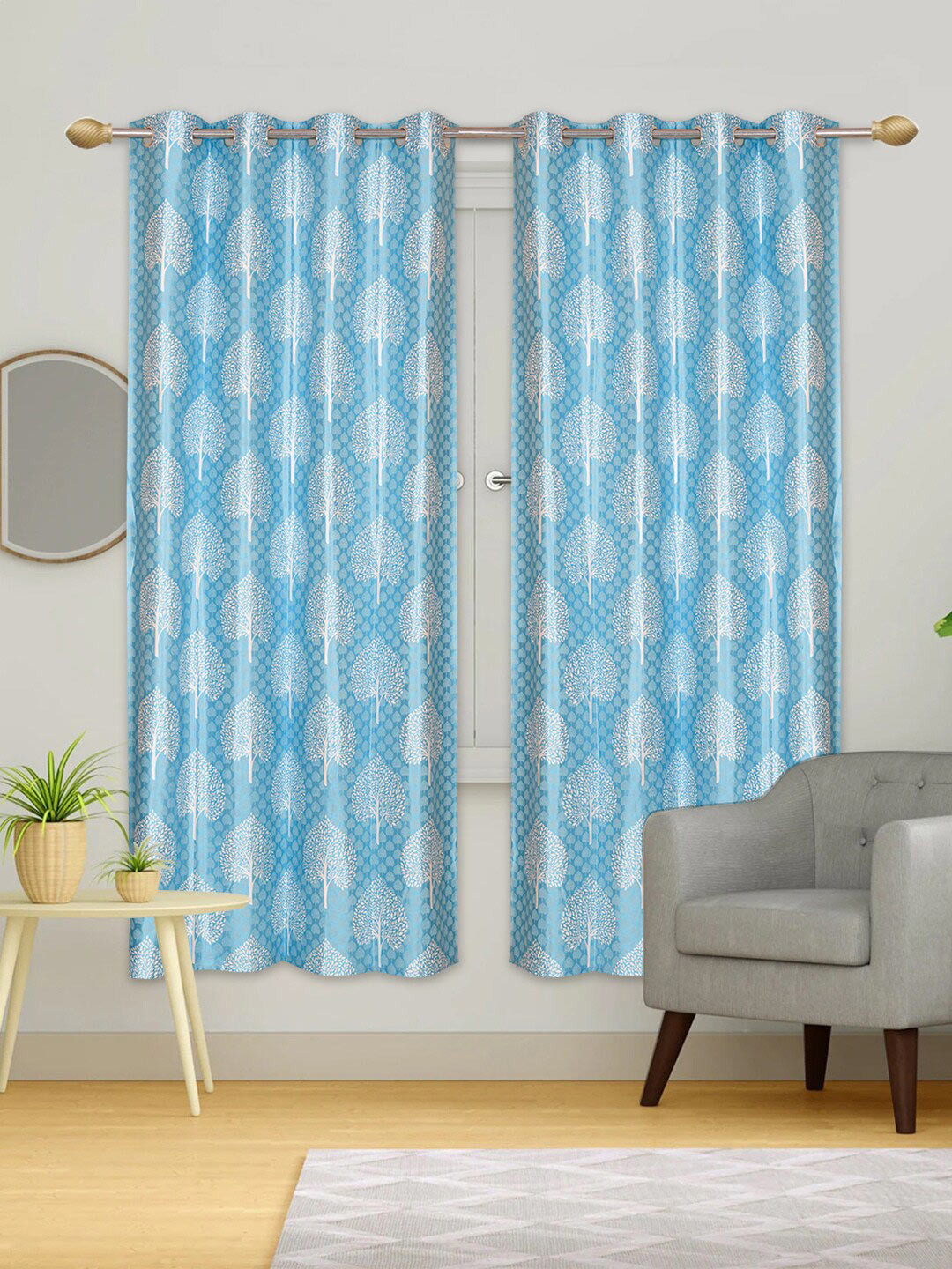 

Urban Magic Blue & White Set of 4 Floral Print Cotton Room Darkening Door Curtains