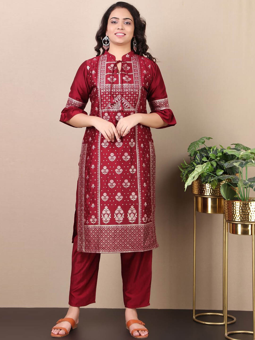 

V TRADITION Ethnic Motifs Printed Kurta with Trousers, Maroon